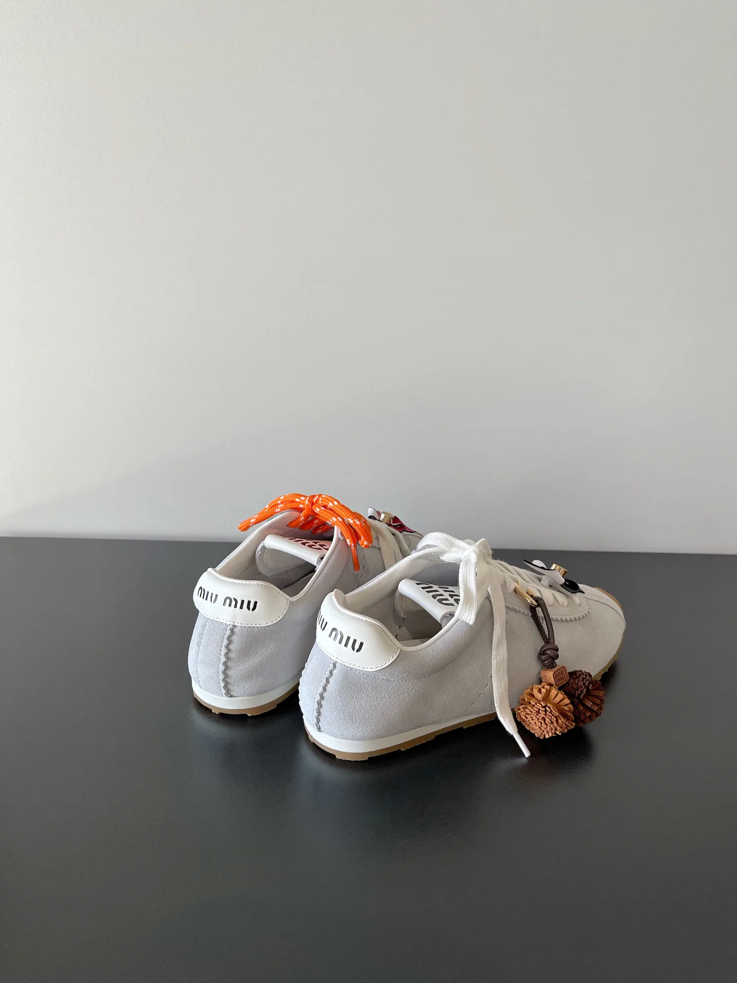 Кроссовки Женские Miu Miu 18703411