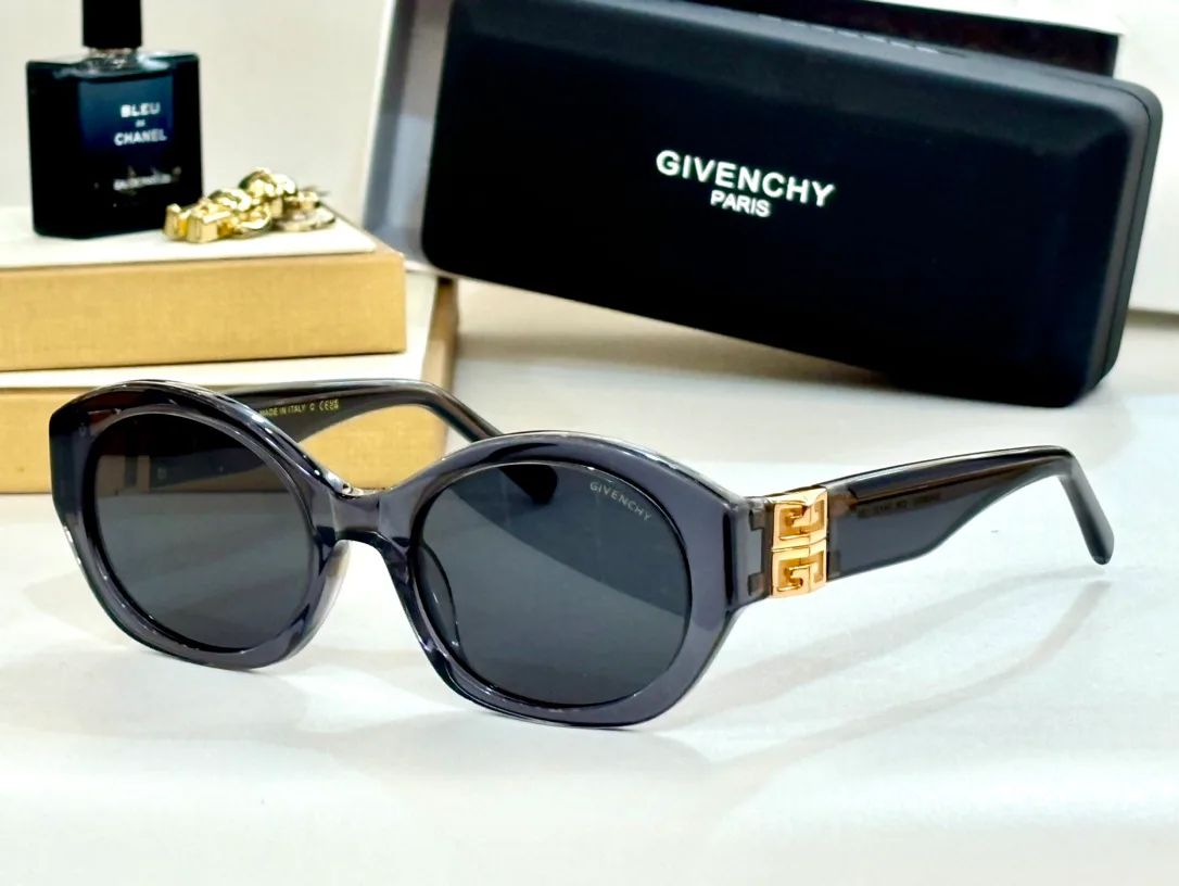 Очки Givenchy 7469