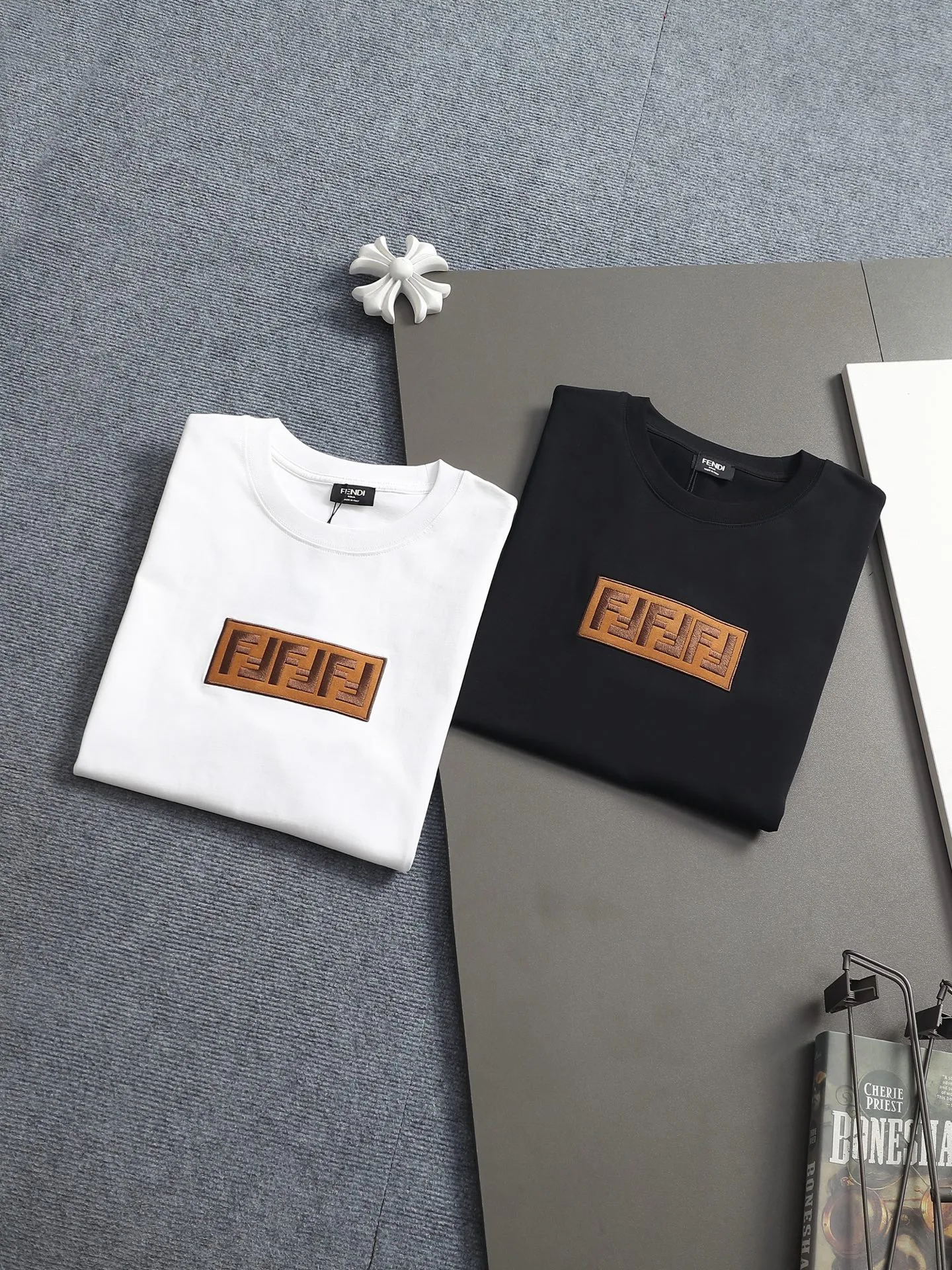 Футболки Женские Fendi 5405535