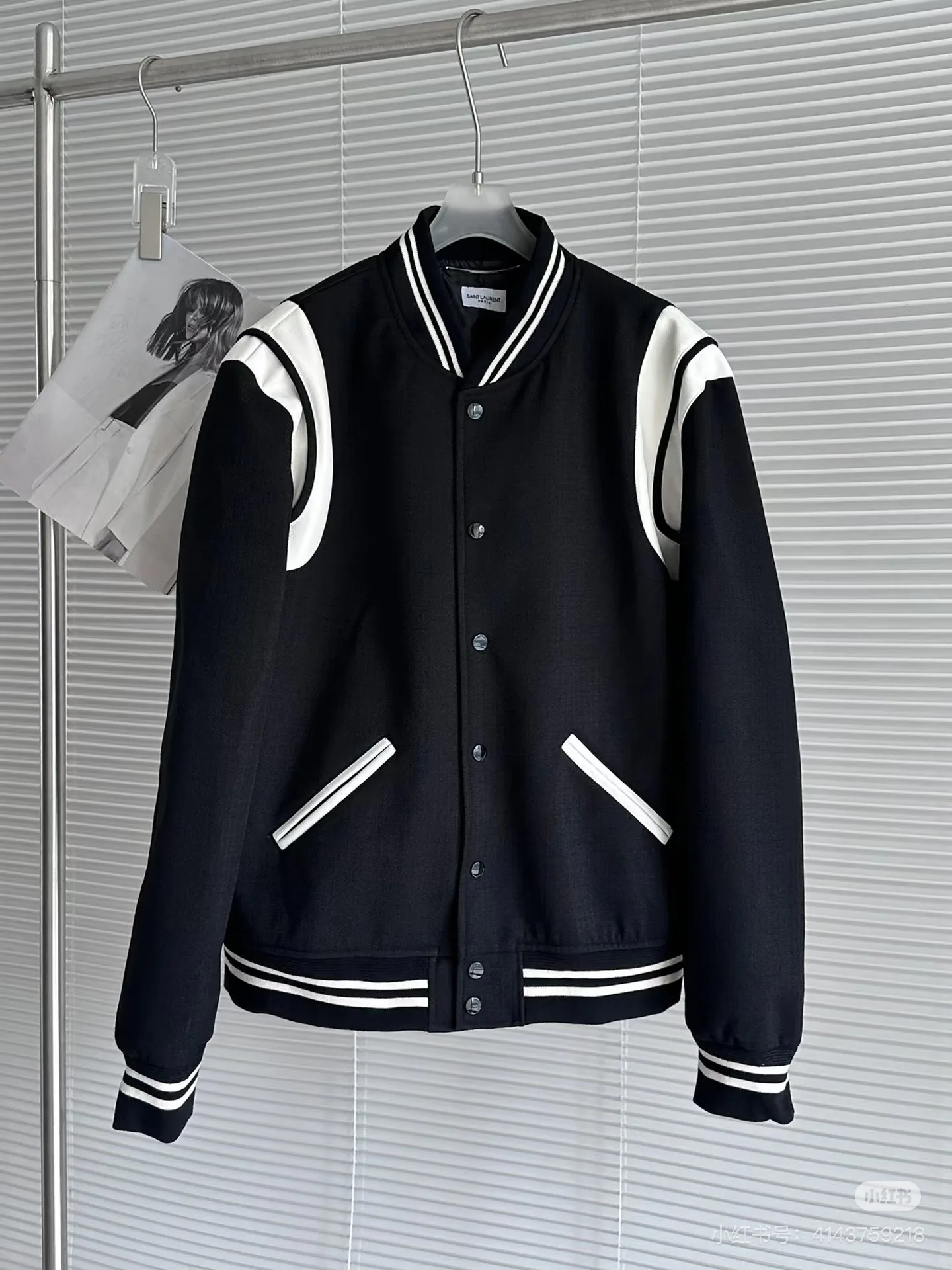 Куртки И Пуховики Женские Saint Laurent 18130420