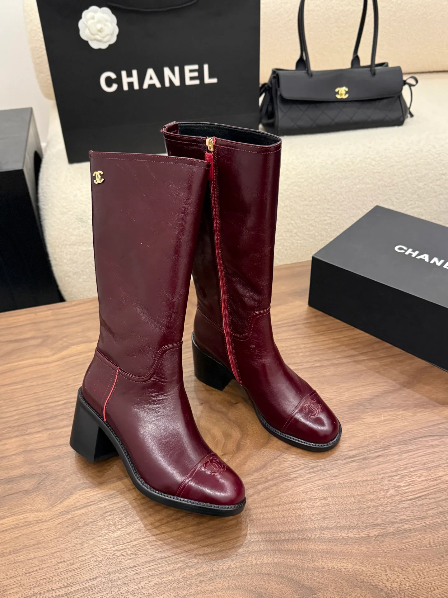 Сапоги Женские Chanel 18223585