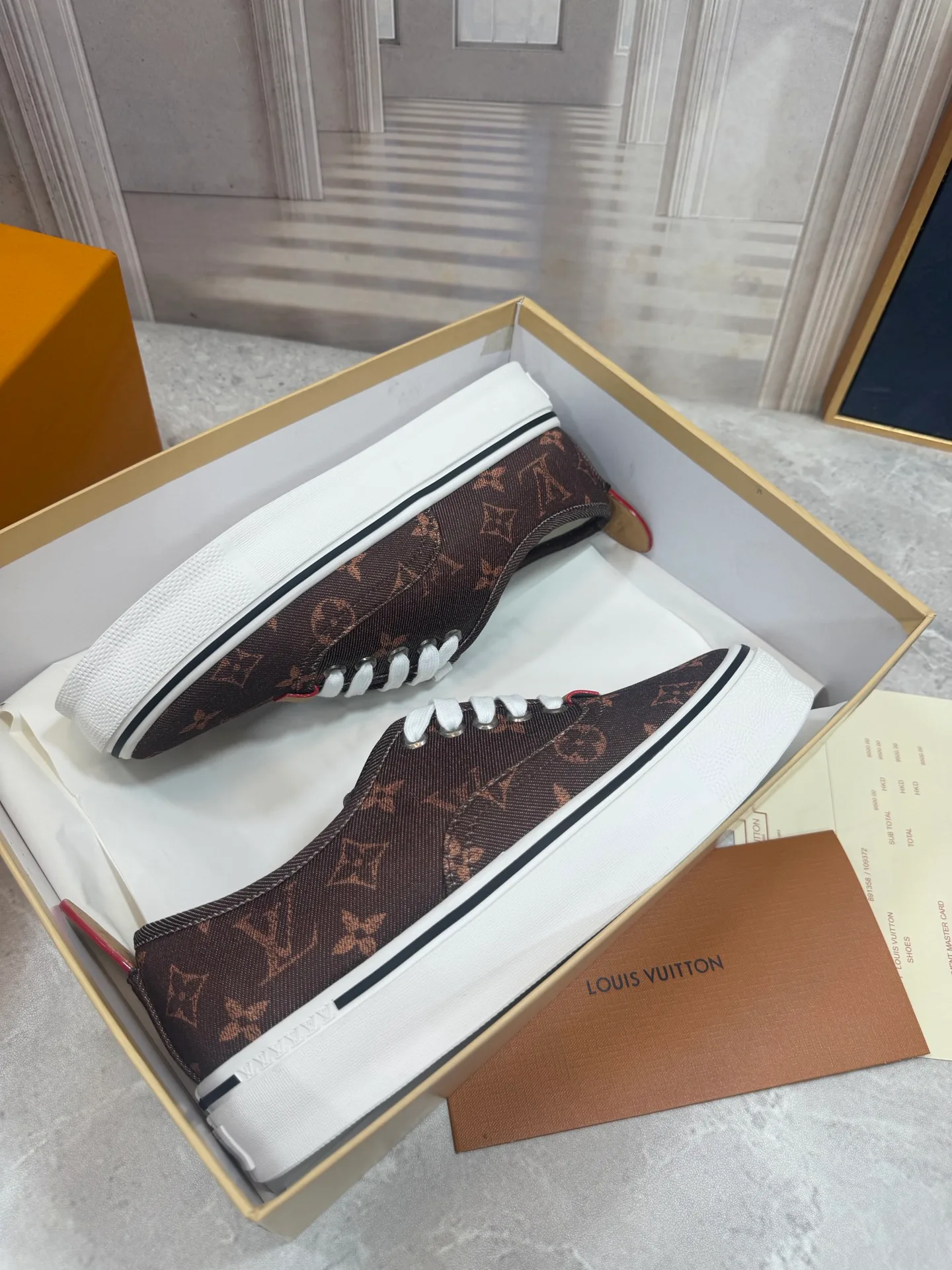 Кроссовки Мужские Louis Vuitton 18190082