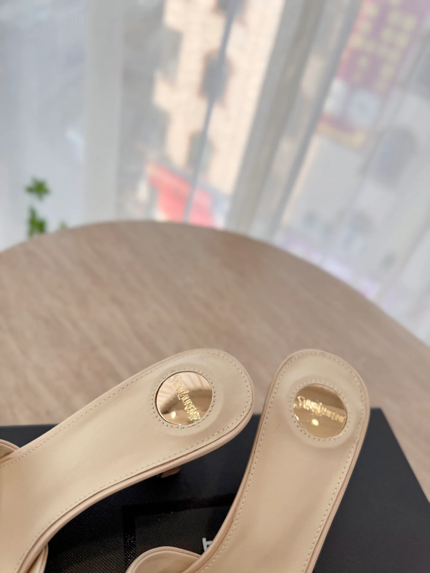 Босоножки Женские Saint Laurent 12815348