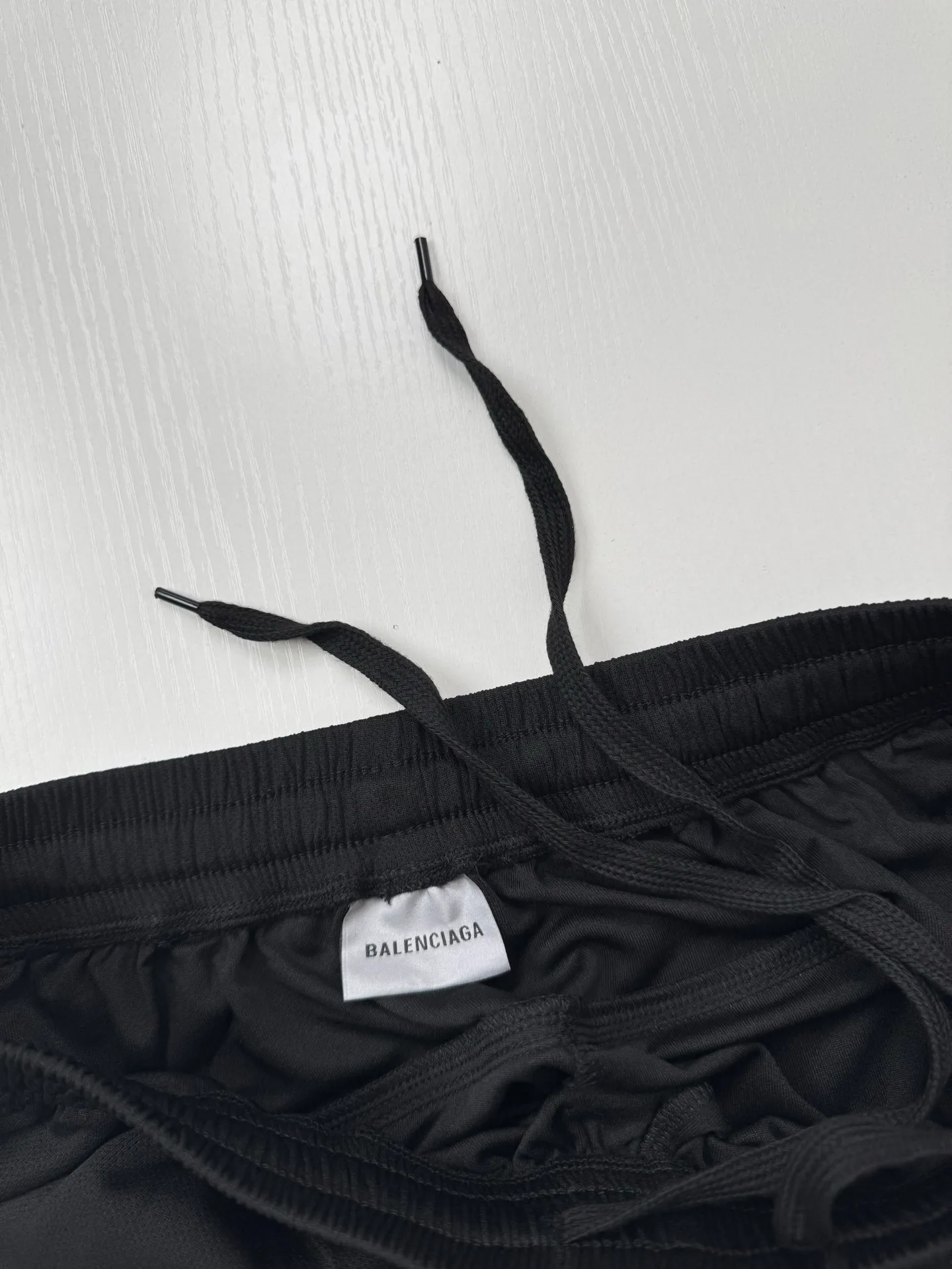 Шорты Мужские Balenciaga 17585905