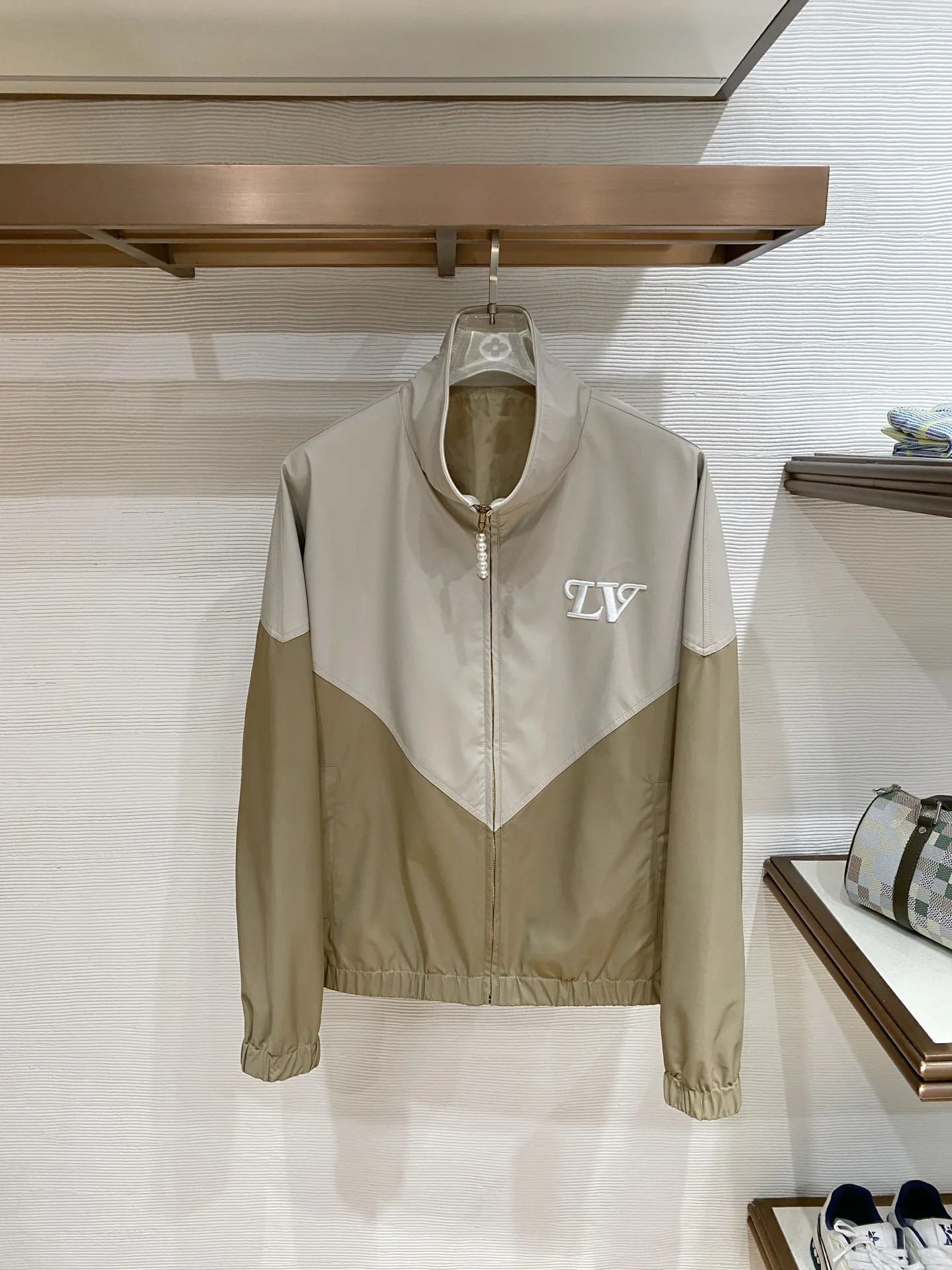 Куртки И Пуховики Мужские Louis Vuitton 10300314