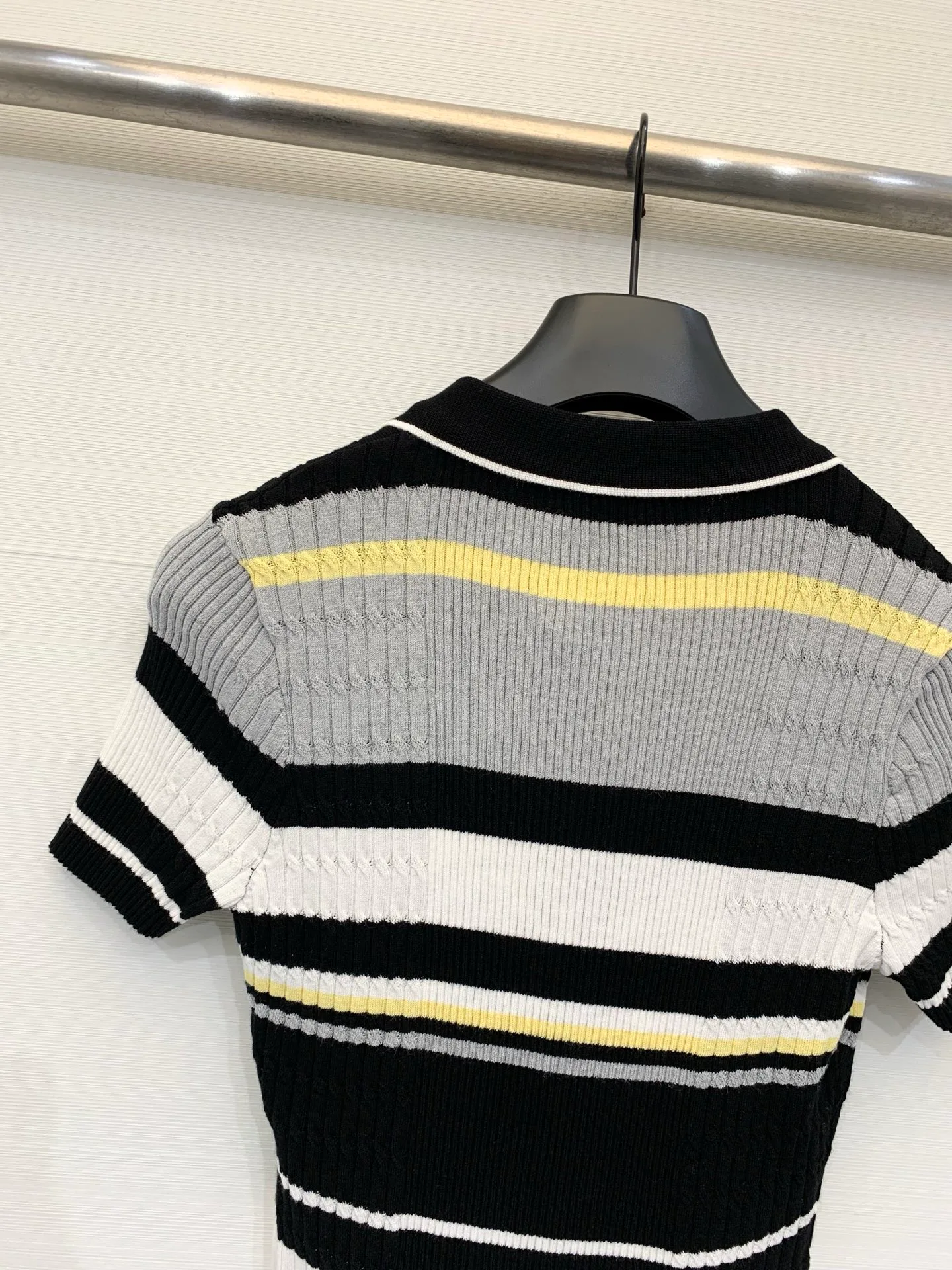 Футболки Женские Prada 13285372