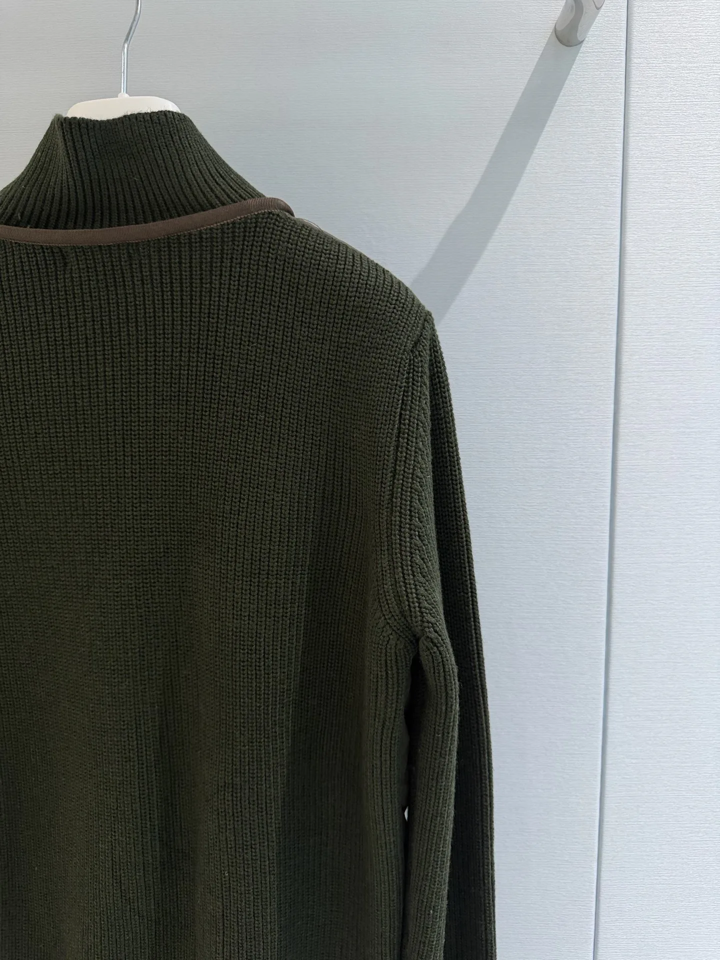 Куртки И Пуховики Женские Moncler 18640727