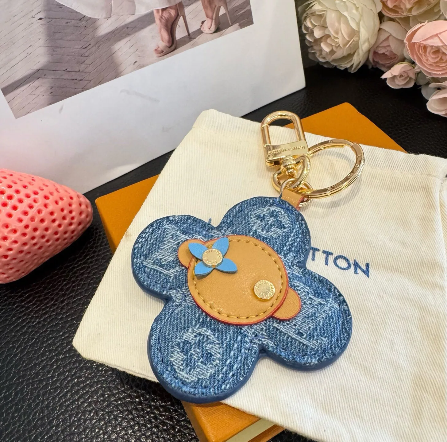 Ключницы Louis Vuitton 18013305