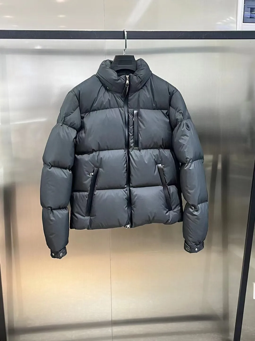 Куртки И Пуховики Женские Moncler 3485
