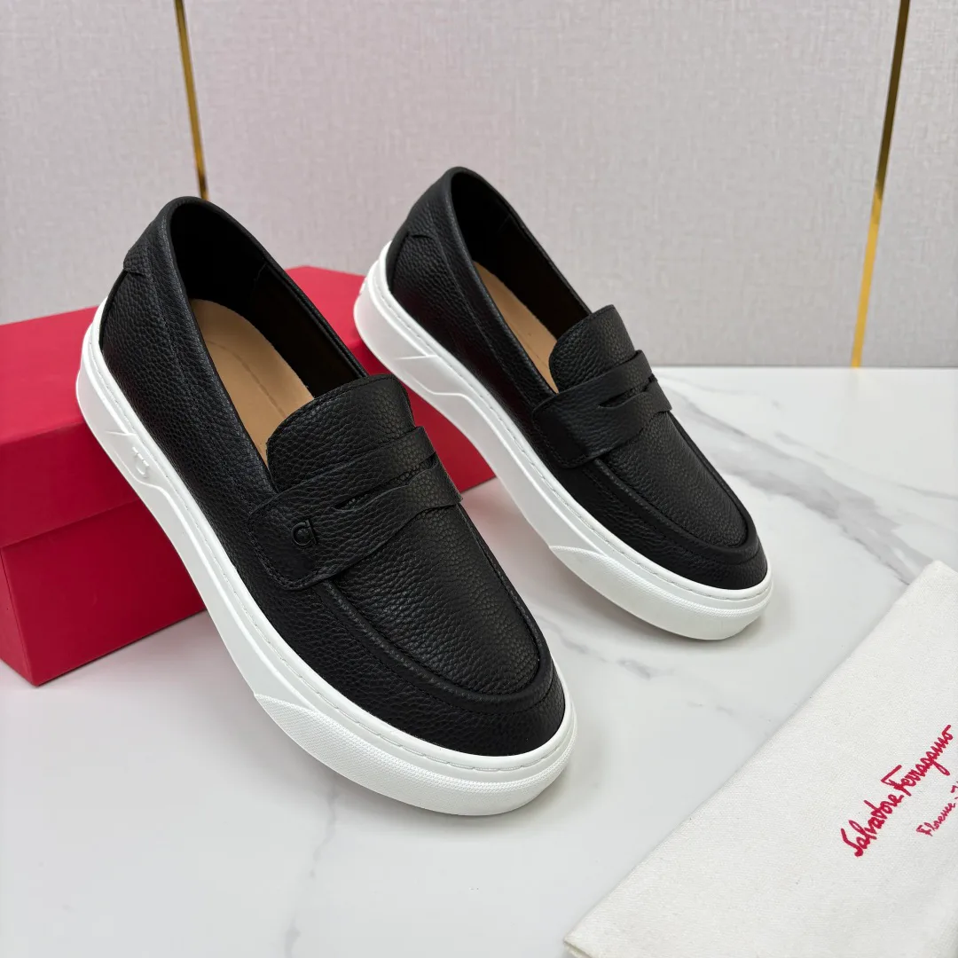 Лоферы И Мокасины Женские Salvatore Ferragamo 17936407