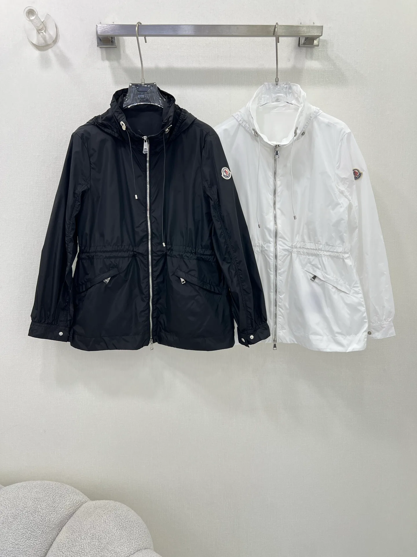 Куртки И Пуховики Женские Moncler 11239257