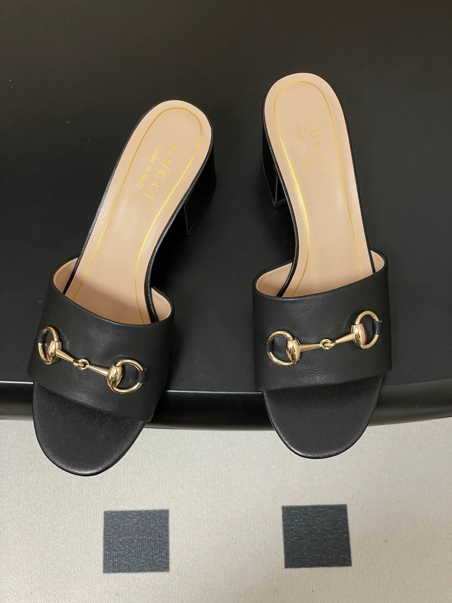 Сандалии Женские Gucci 11886554