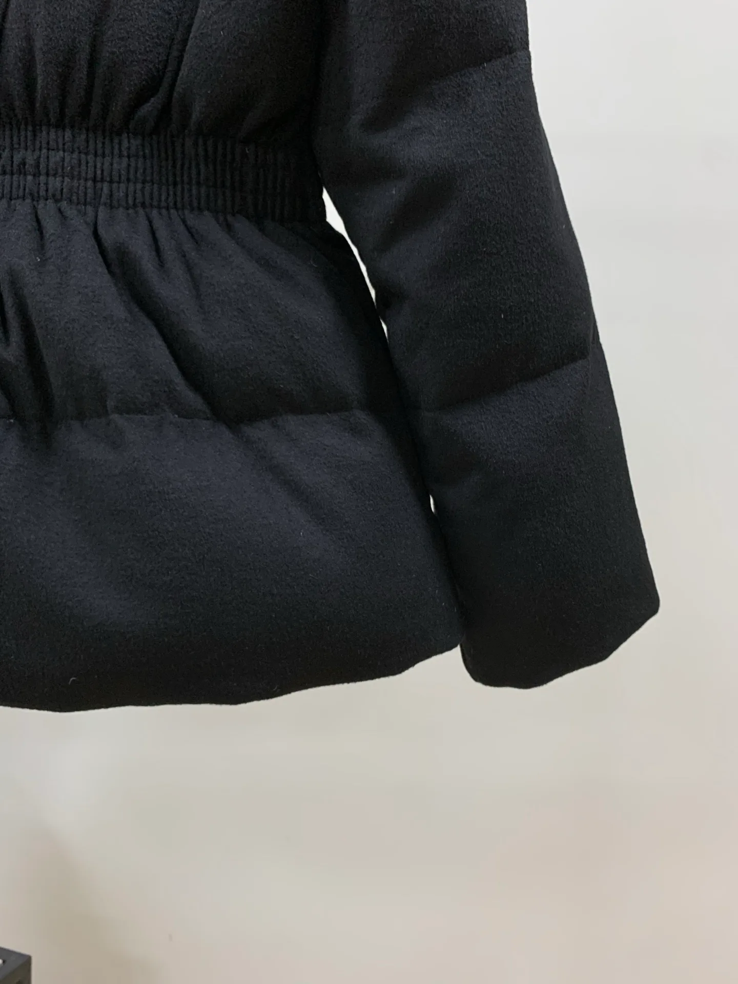 Куртки И Пуховики Женские Prada 17965222
