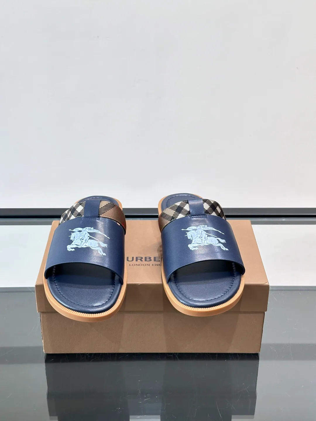 Сандалии Мужские Burberry 13452934