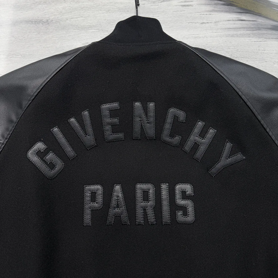 Куртки И Пуховики Мужские Givenchy 4259635