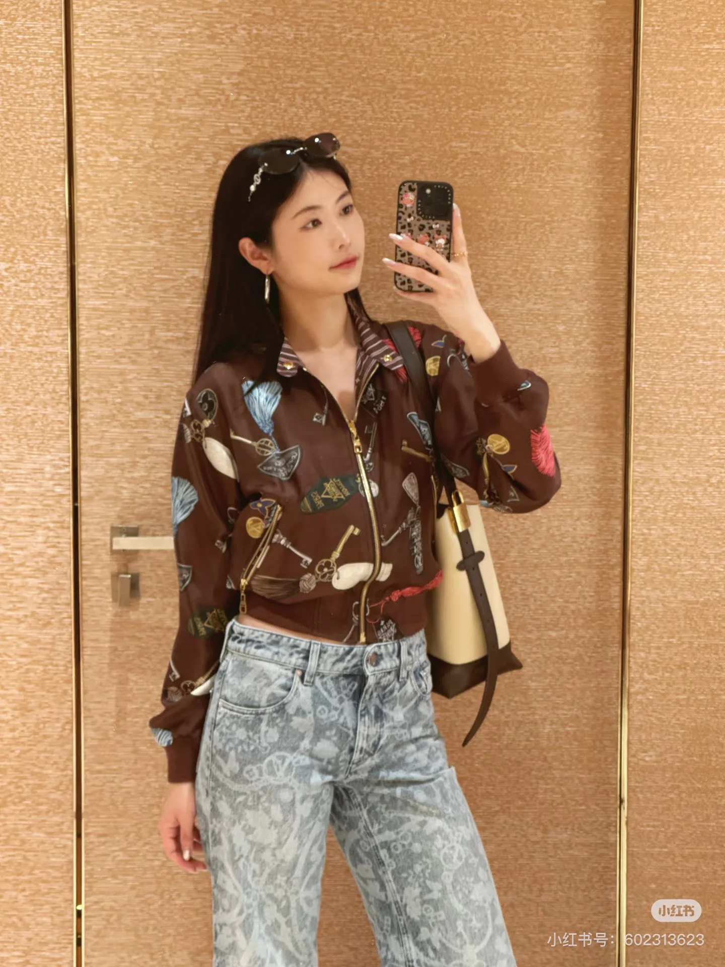 Куртки И Пуховики Женские Louis Vuitton 16846836