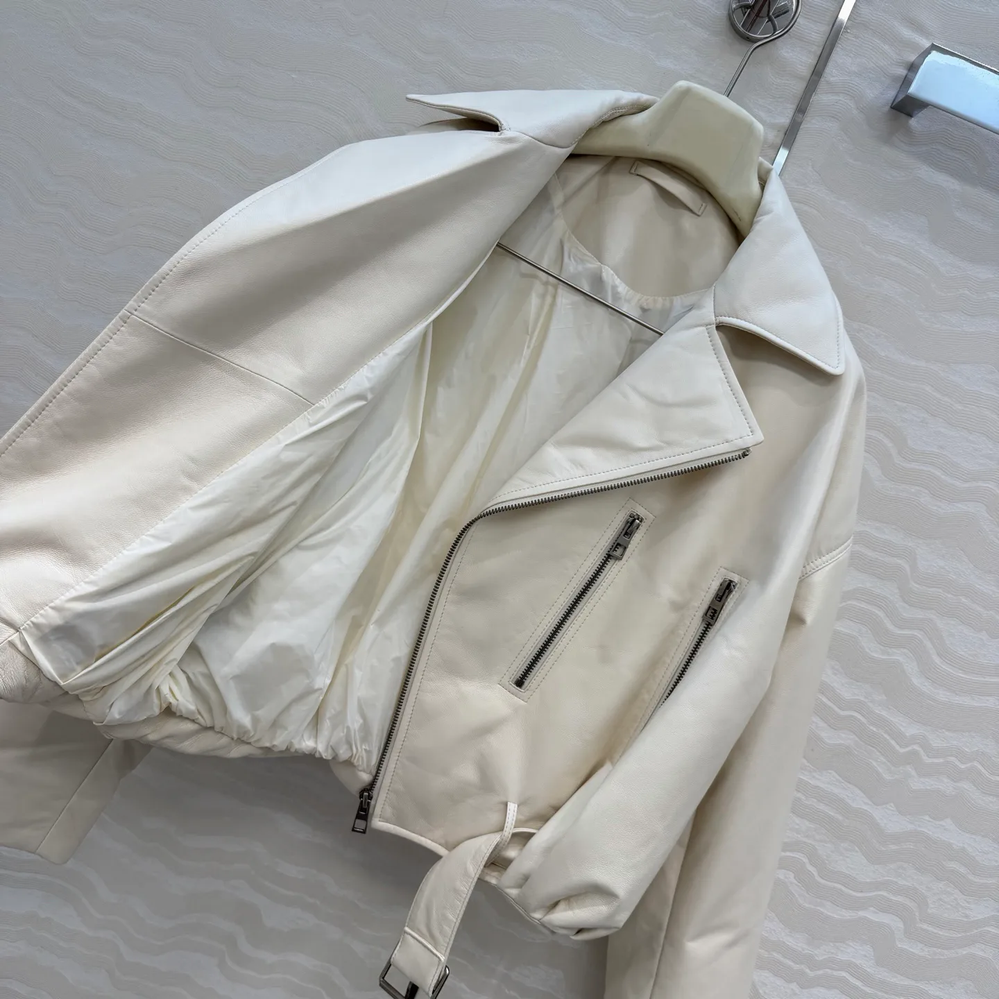 Кожаные Куртки И Дублёнки Женские Louis Vuitton 1257685