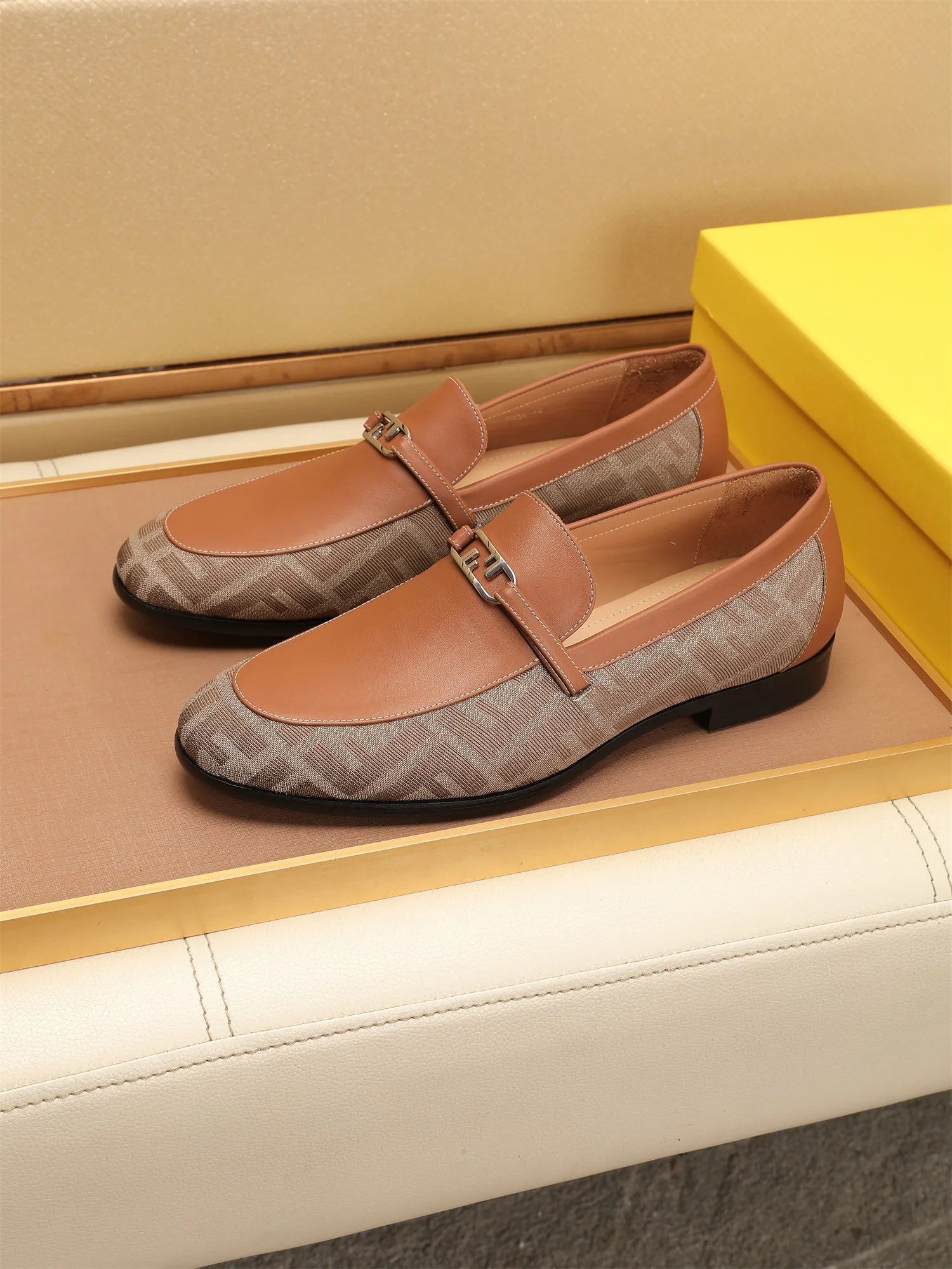 Лоферы И Туфли Мужские Fendi 1697483