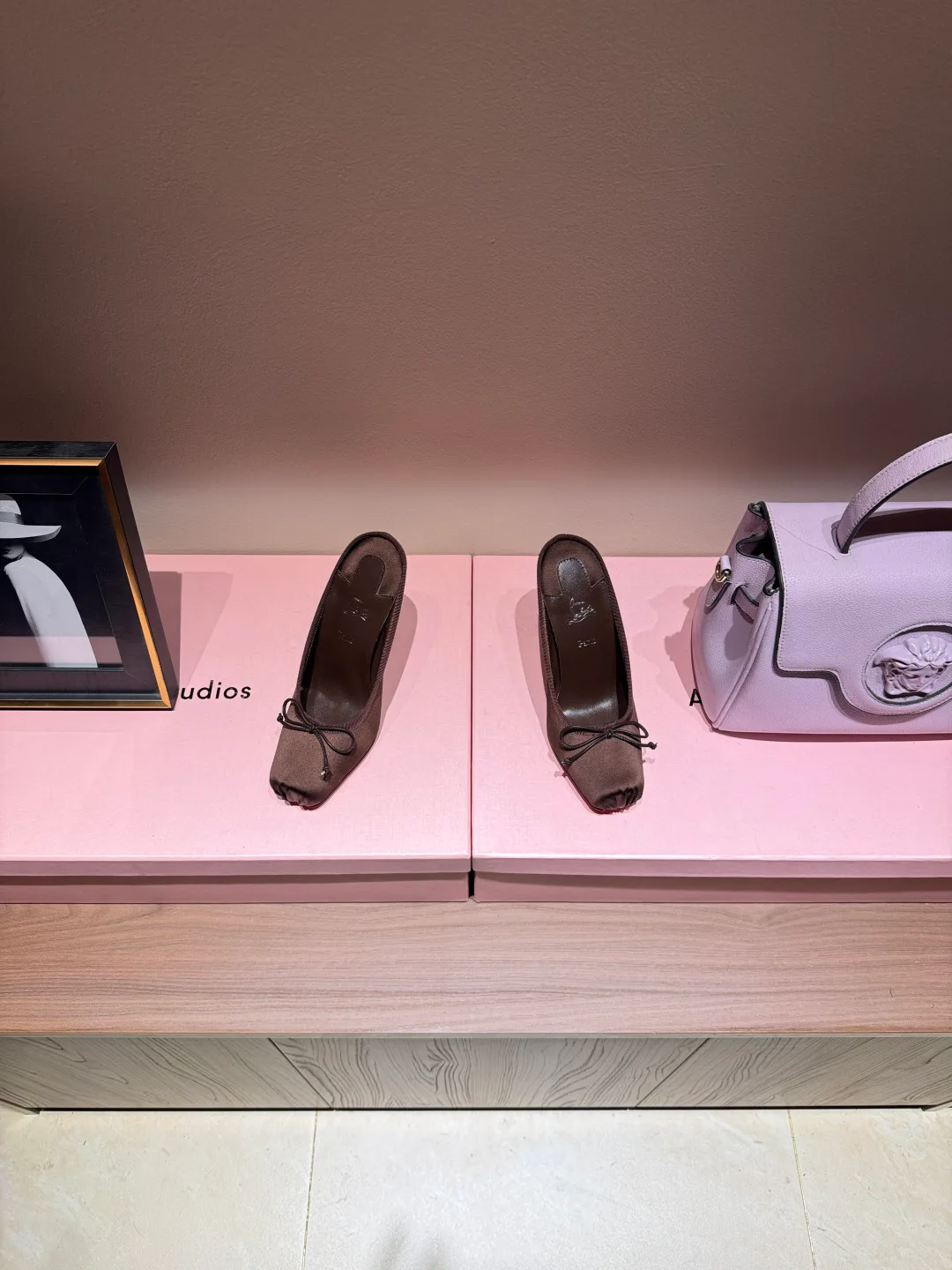 Туфли Женские Christian Louboutin 5737591