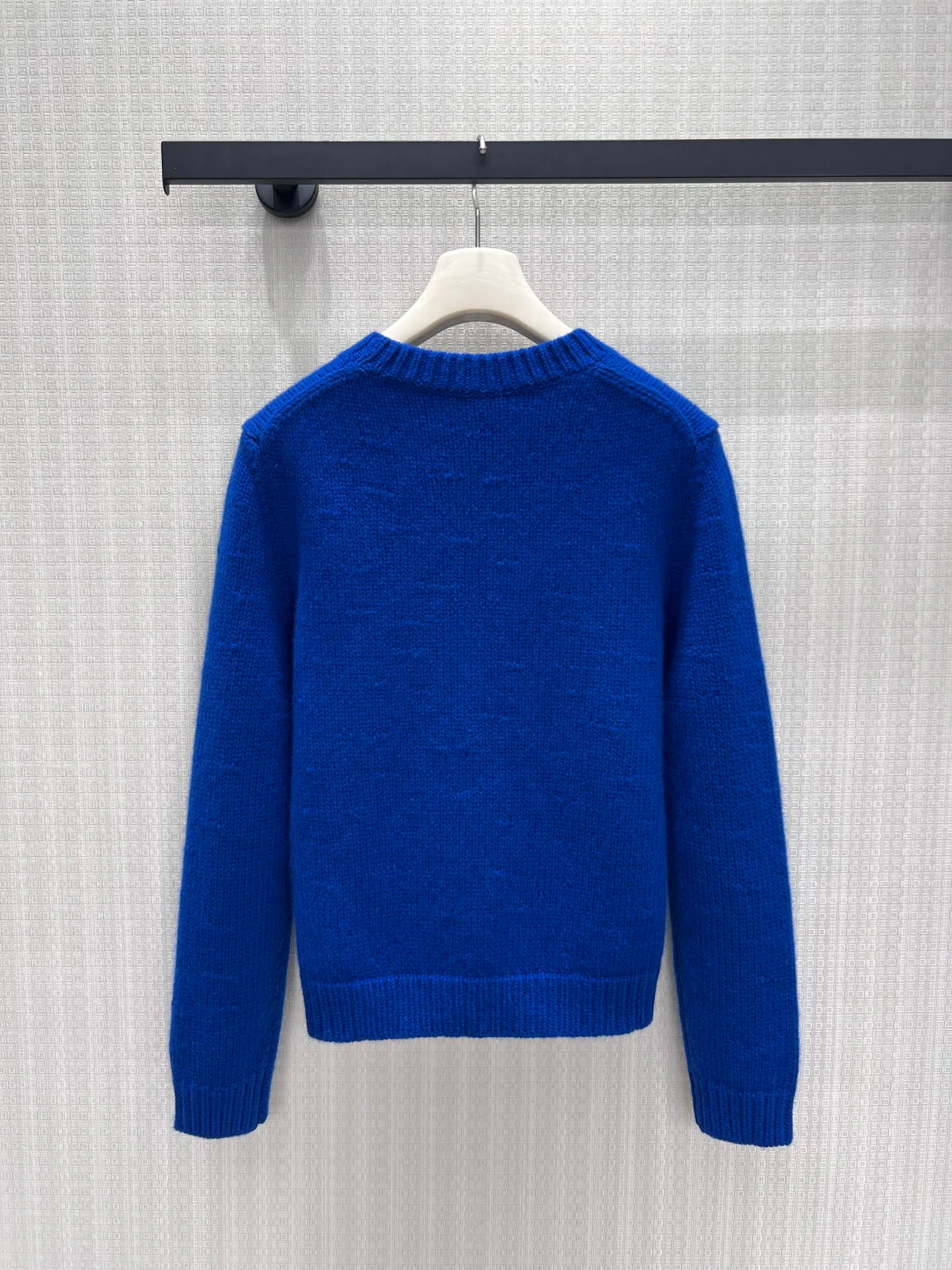 Джемперы И Свитеры Женские Chanel 18298546