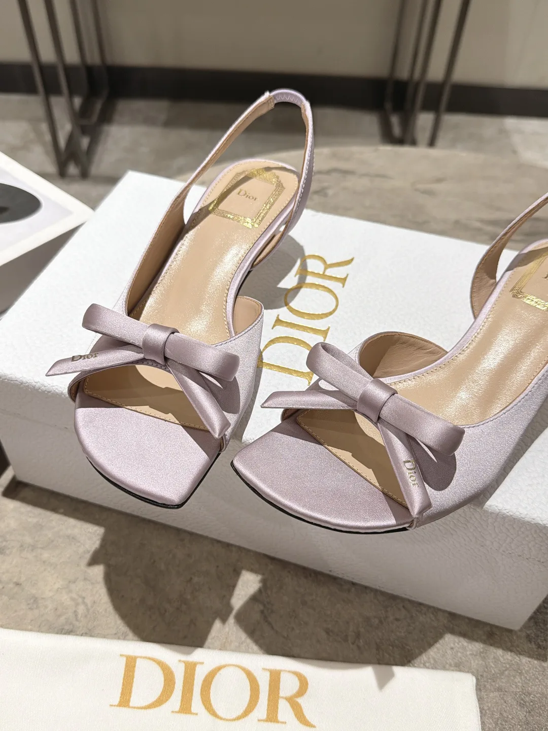 Босоножки Женские Christian Dior 17604616