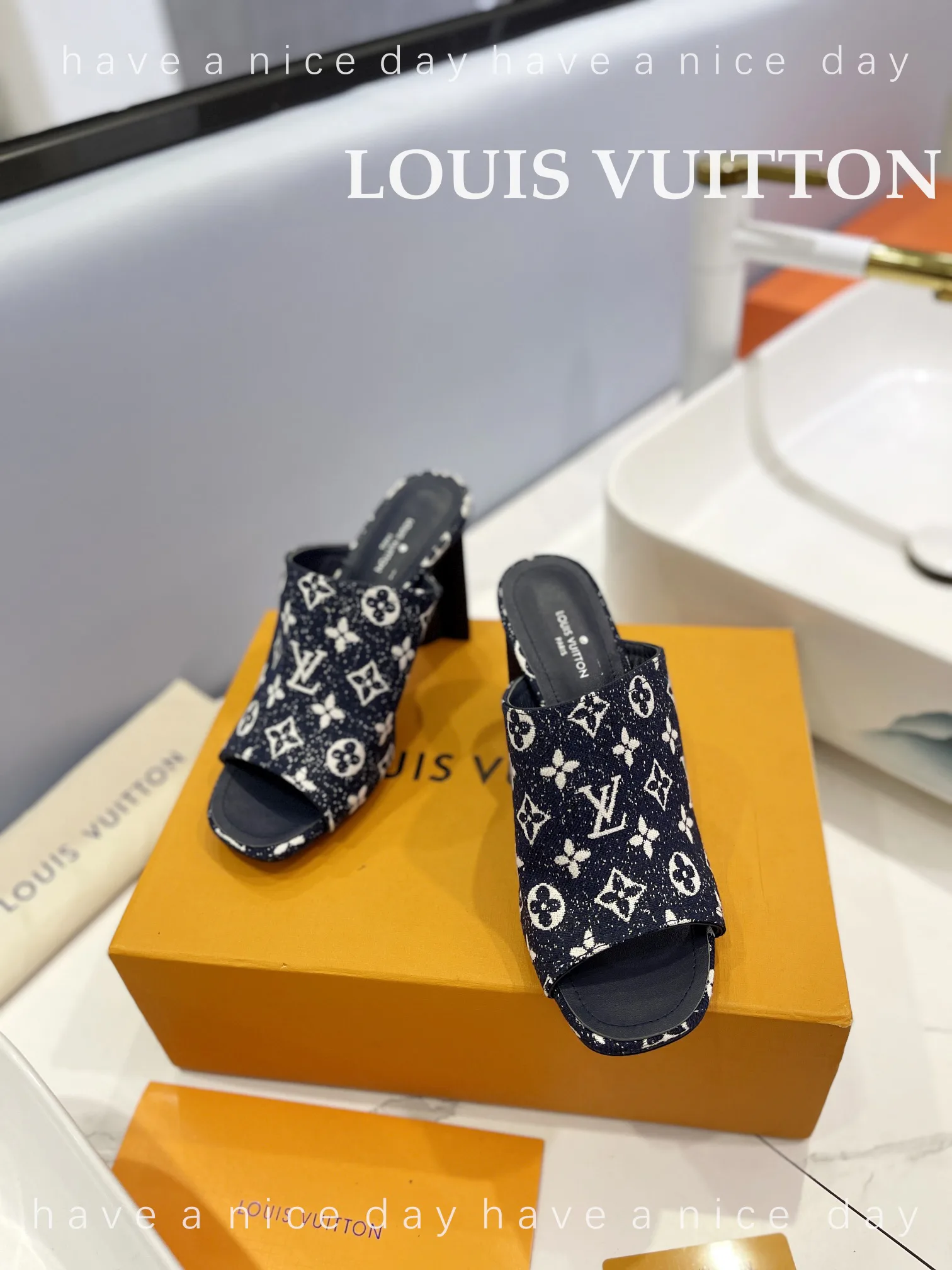 Босоножки Женские Louis Vuitton 9623593