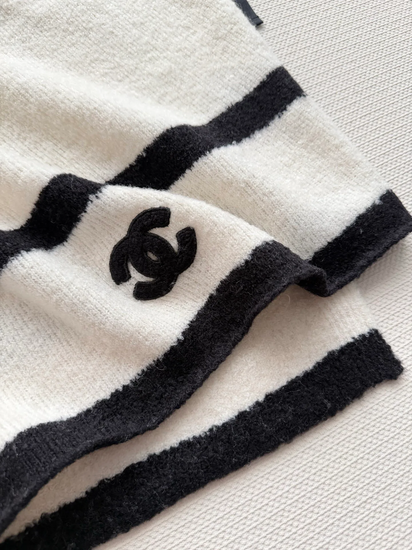 Шарфы Chanel 692793