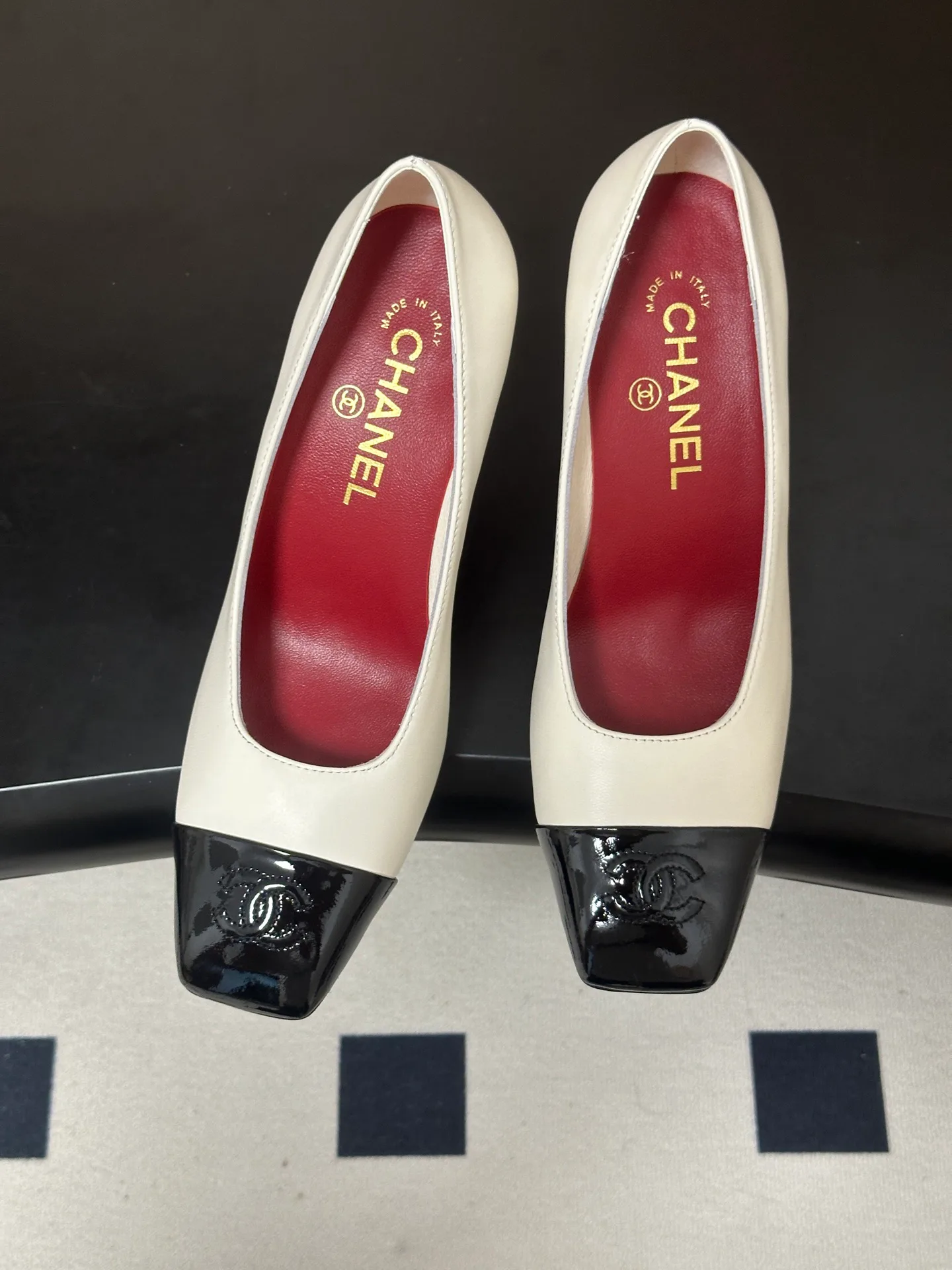 Туфли Женские Chanel 18049719