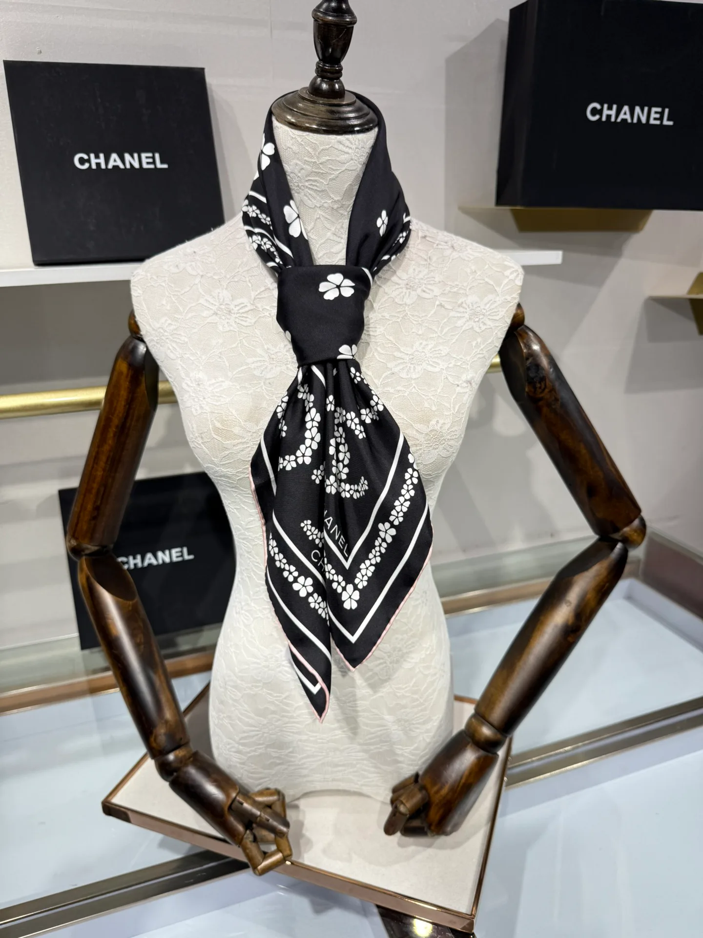 Платки Chanel 13896124
