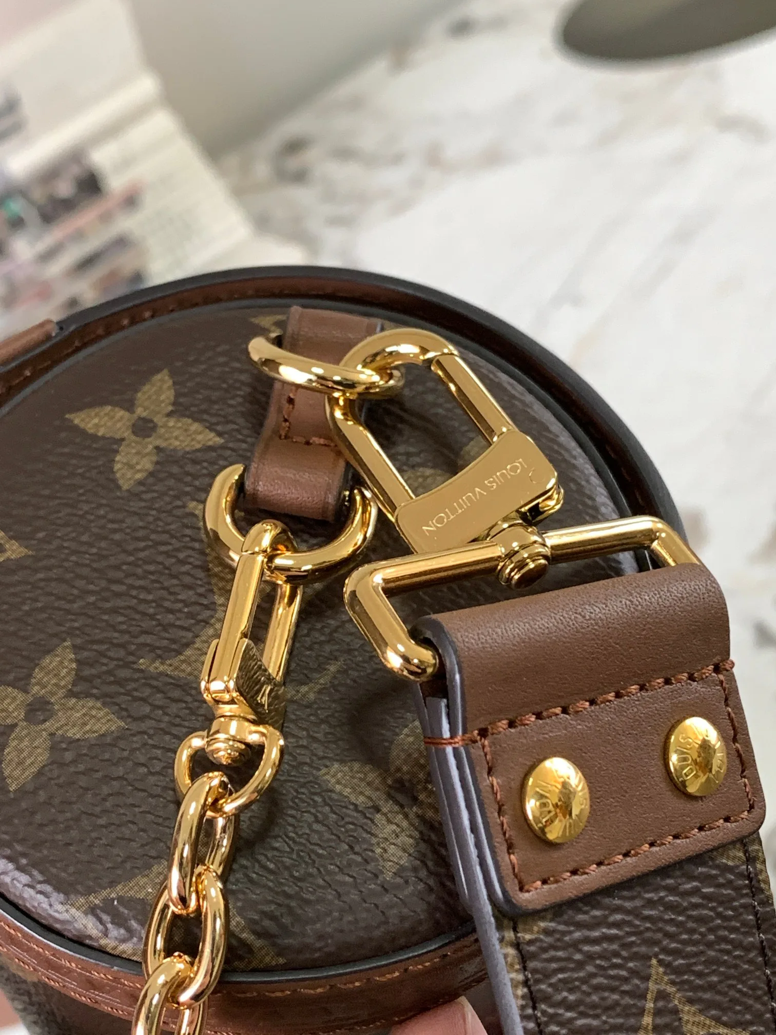 Клатчи Женские Louis Vuitton 15089510