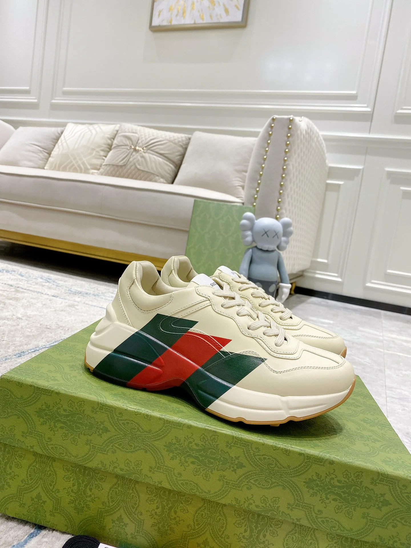 Кроссовки Женские Gucci 375836