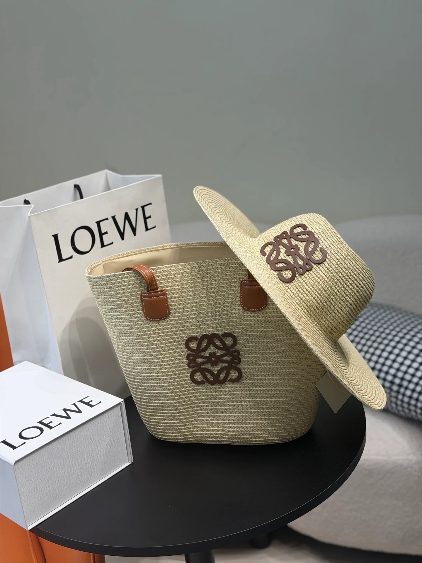 Классические Сумки Женские Loewe 16888764