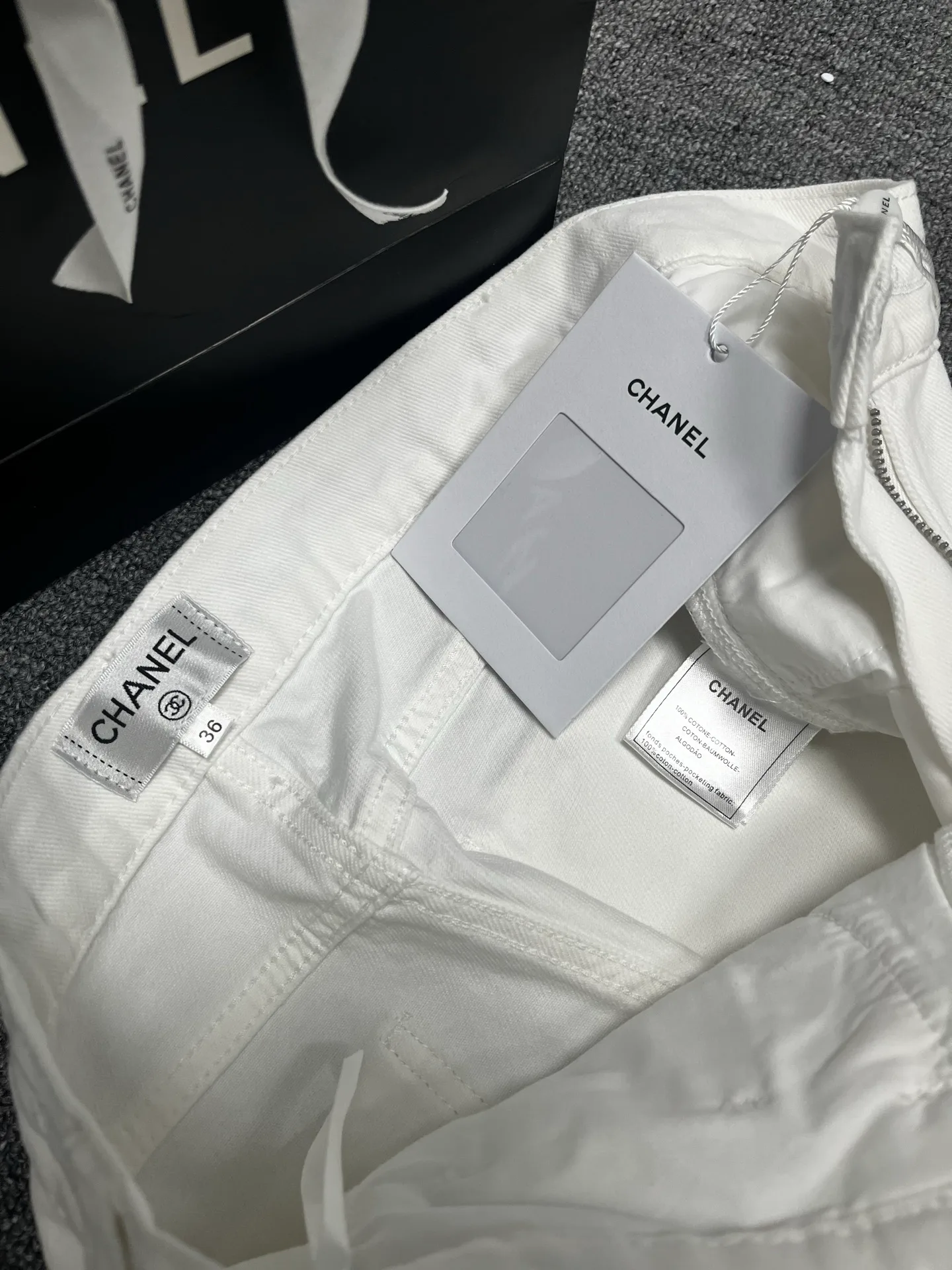 Джинсы Женские Chanel 11705333