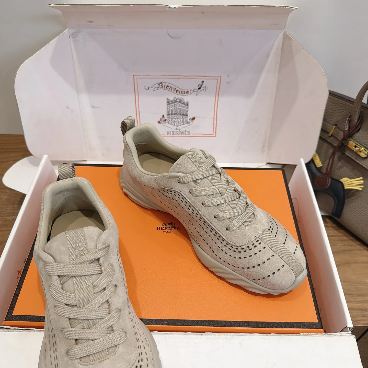 Кроссовки Женские Hermes 18729786