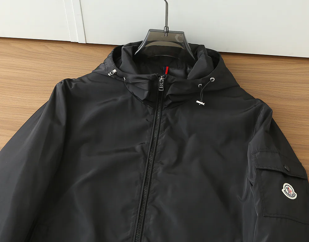 Куртки И Пуховики Мужские Moncler 9949810