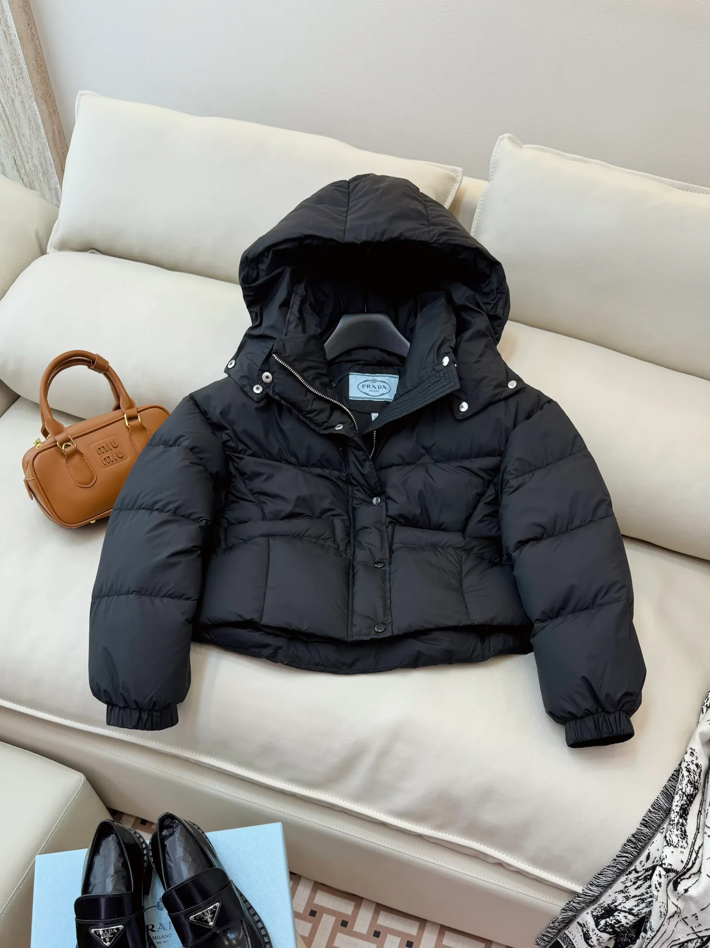 Куртки И Пуховики Женские Prada 17910127