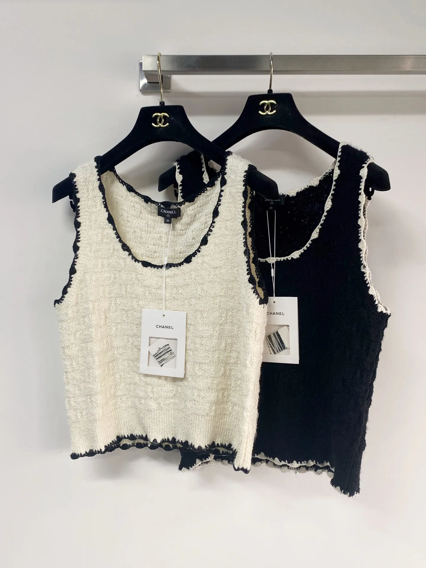 Жилеты Женские Chanel 11681714