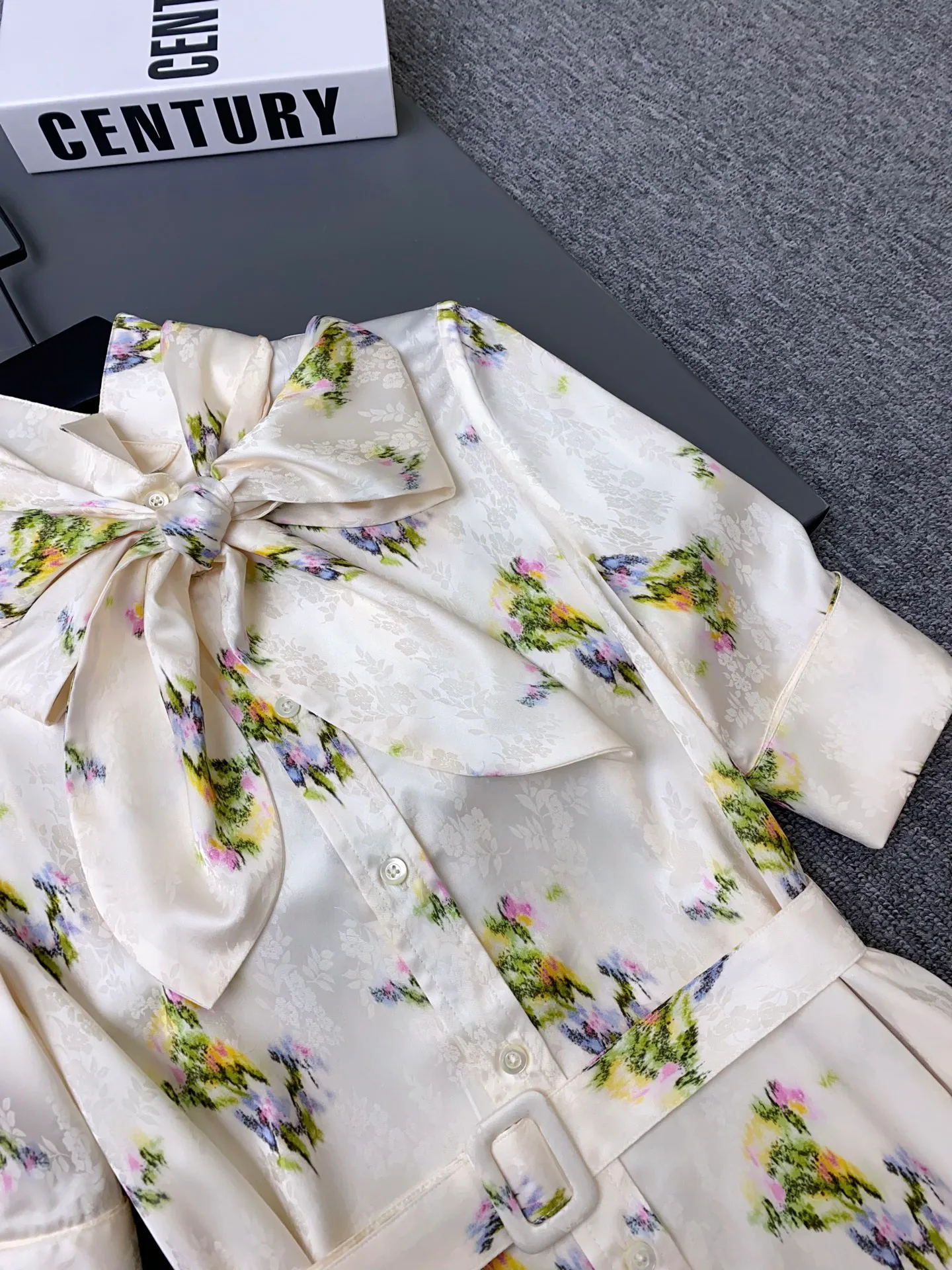 Платья Женские Christian Dior 13471151