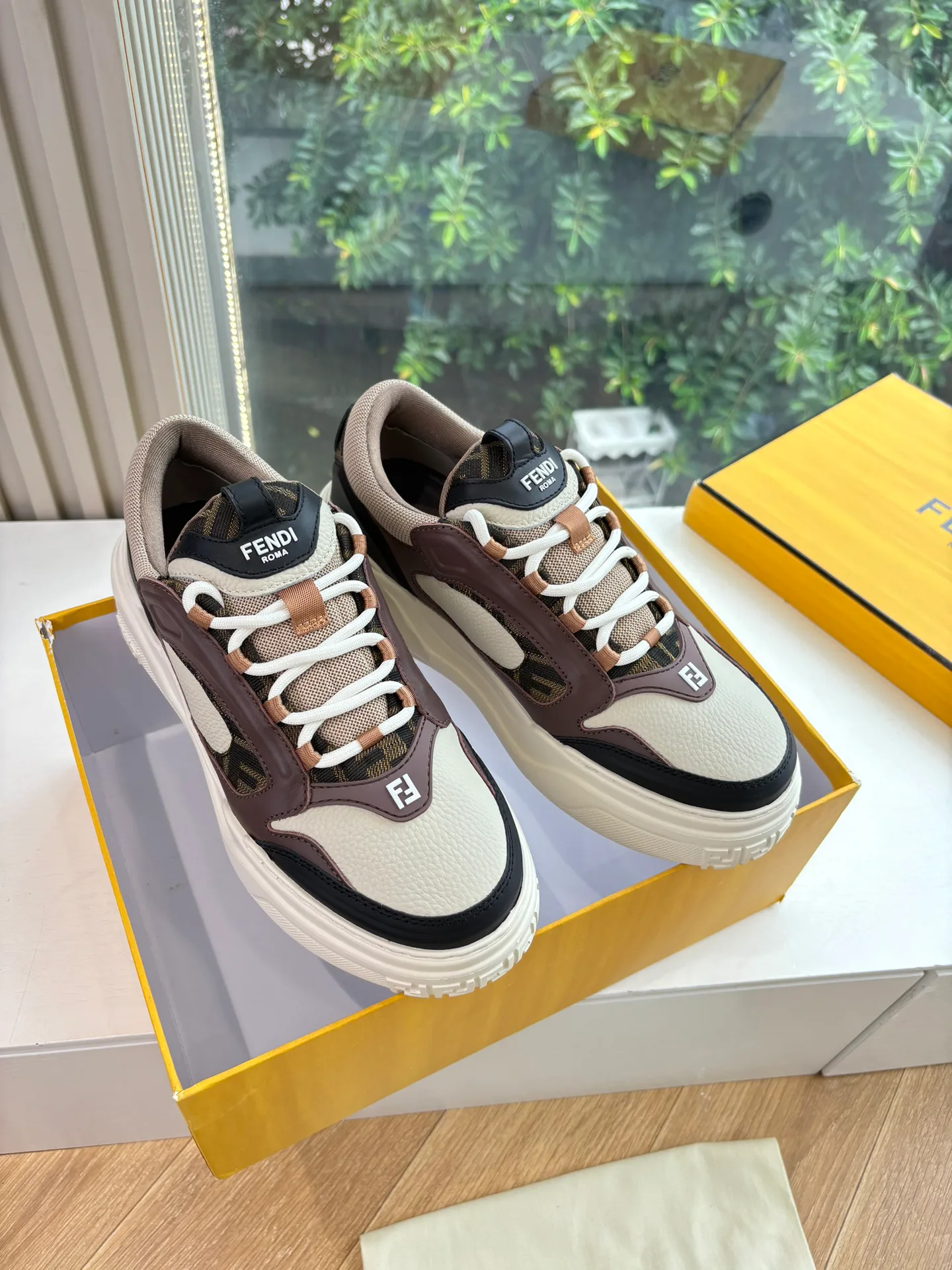 Кроссовки Мужские Fendi 91850