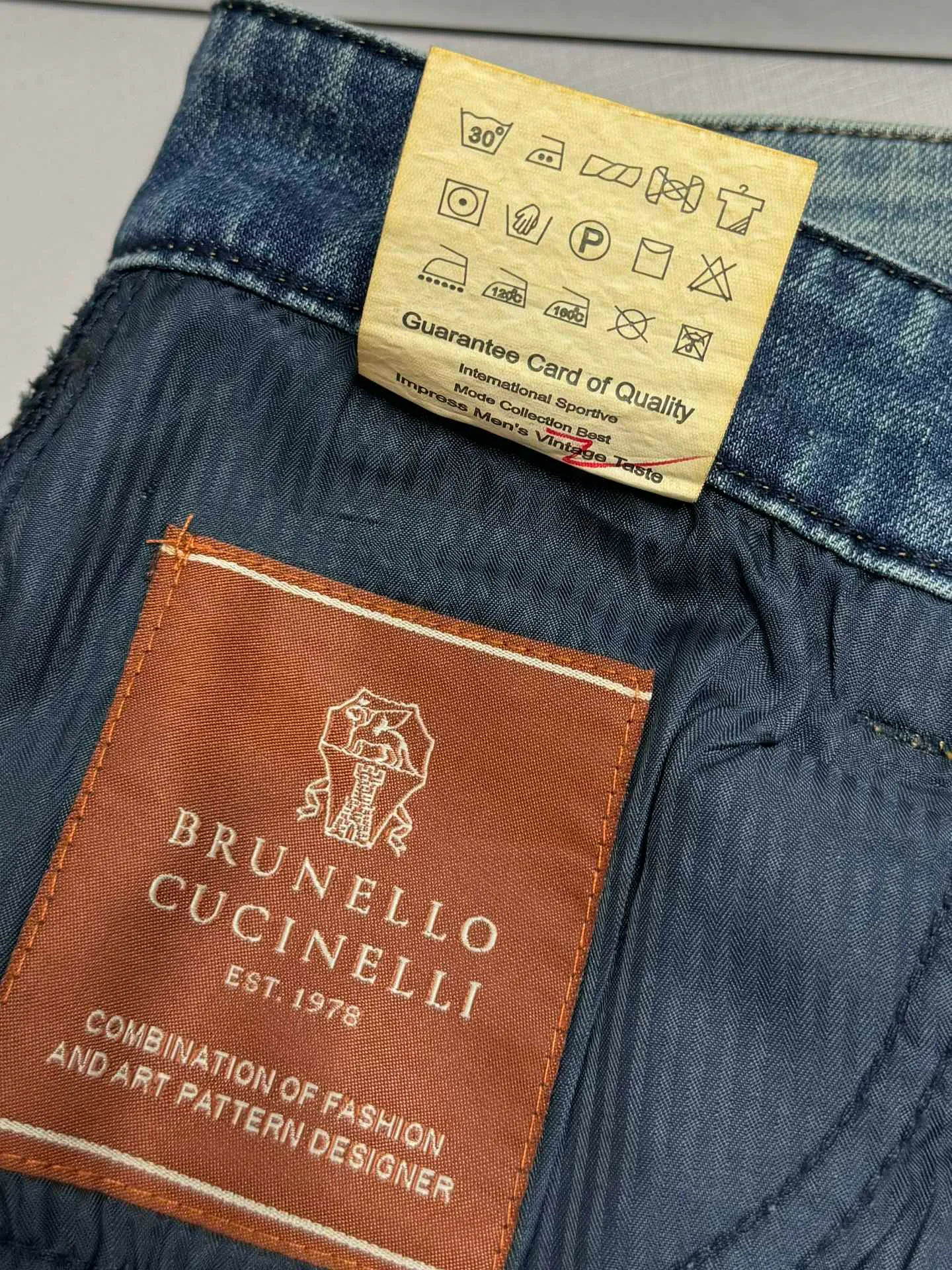 Джинсы Мужские Brunello Cucinelli 11240551