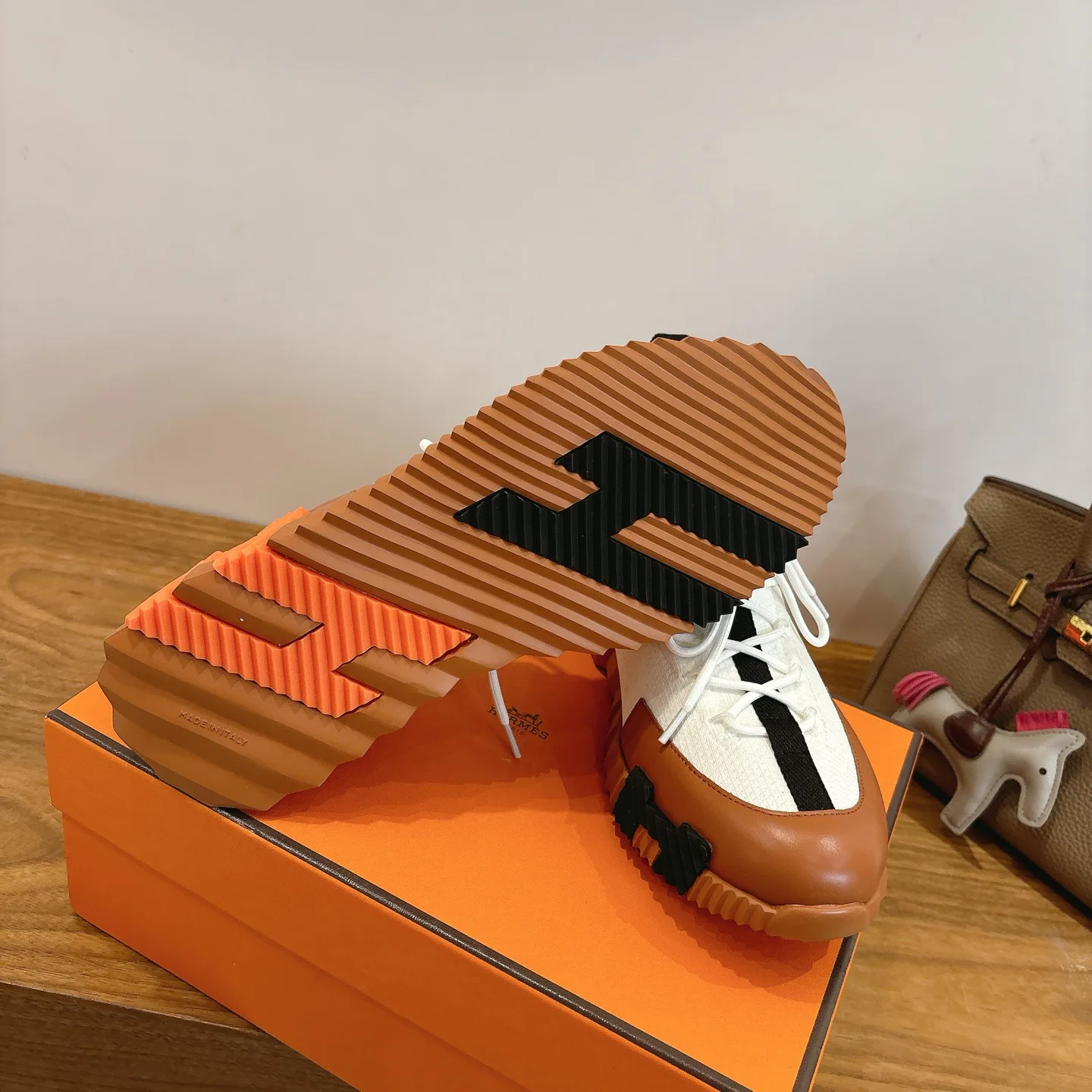 Кроссовки Женские Hermes 4852646