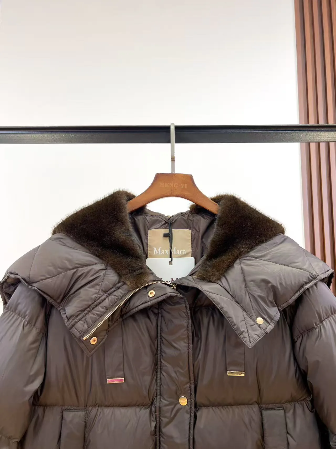 Куртки И Пуховики Женские Max Mara 18274223
