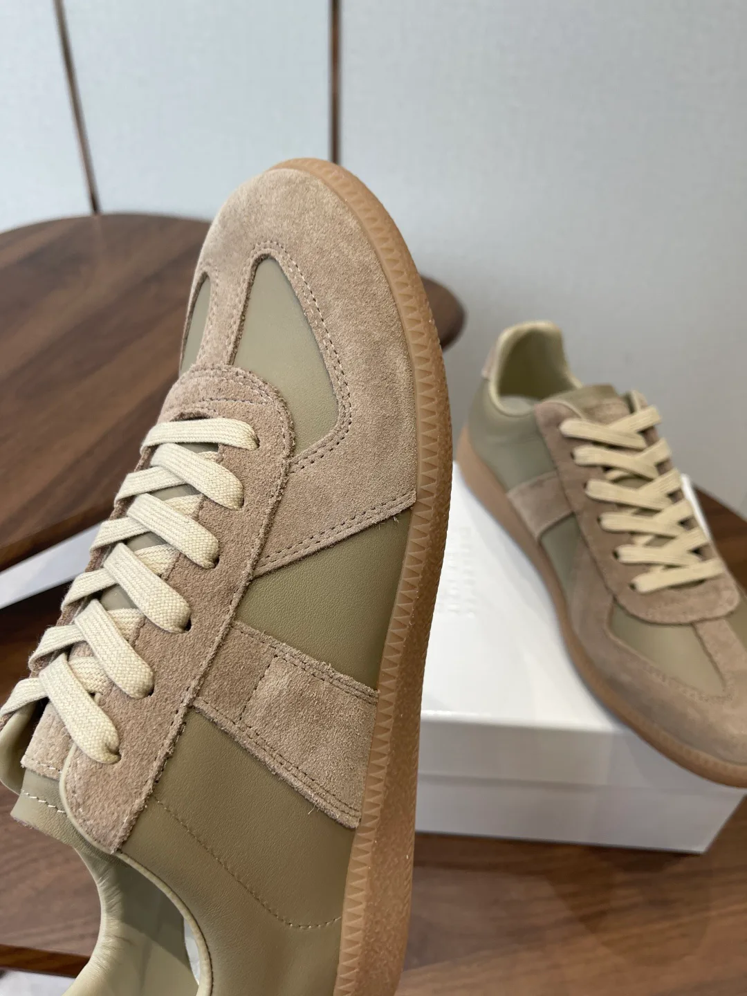 Кроссовки Женские Maison Margiela 11867621