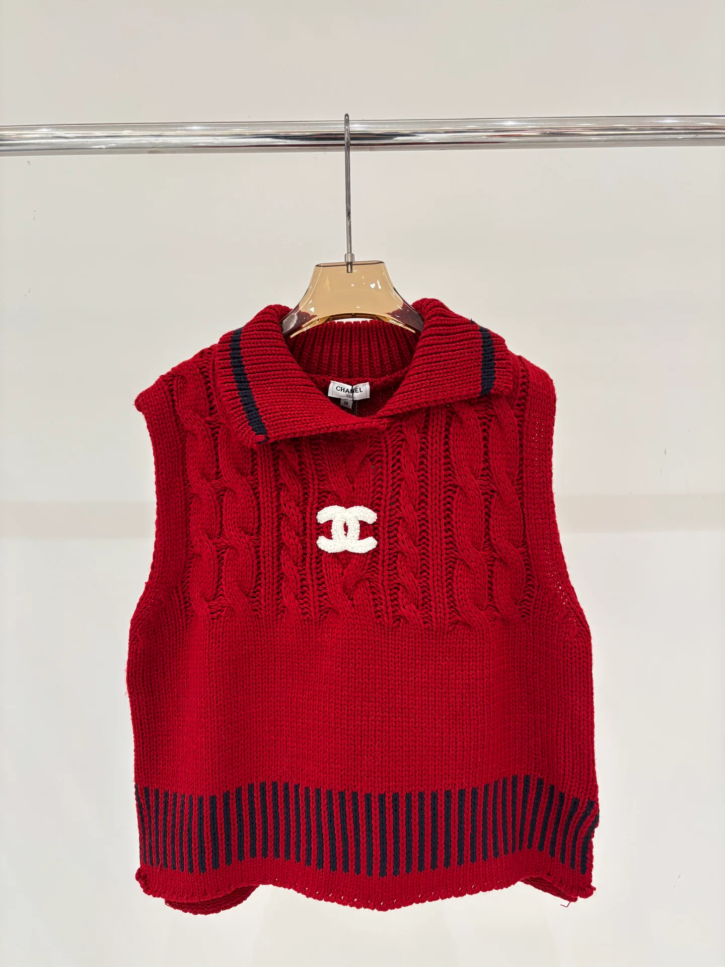 Жилеты Женские Chanel 1263419