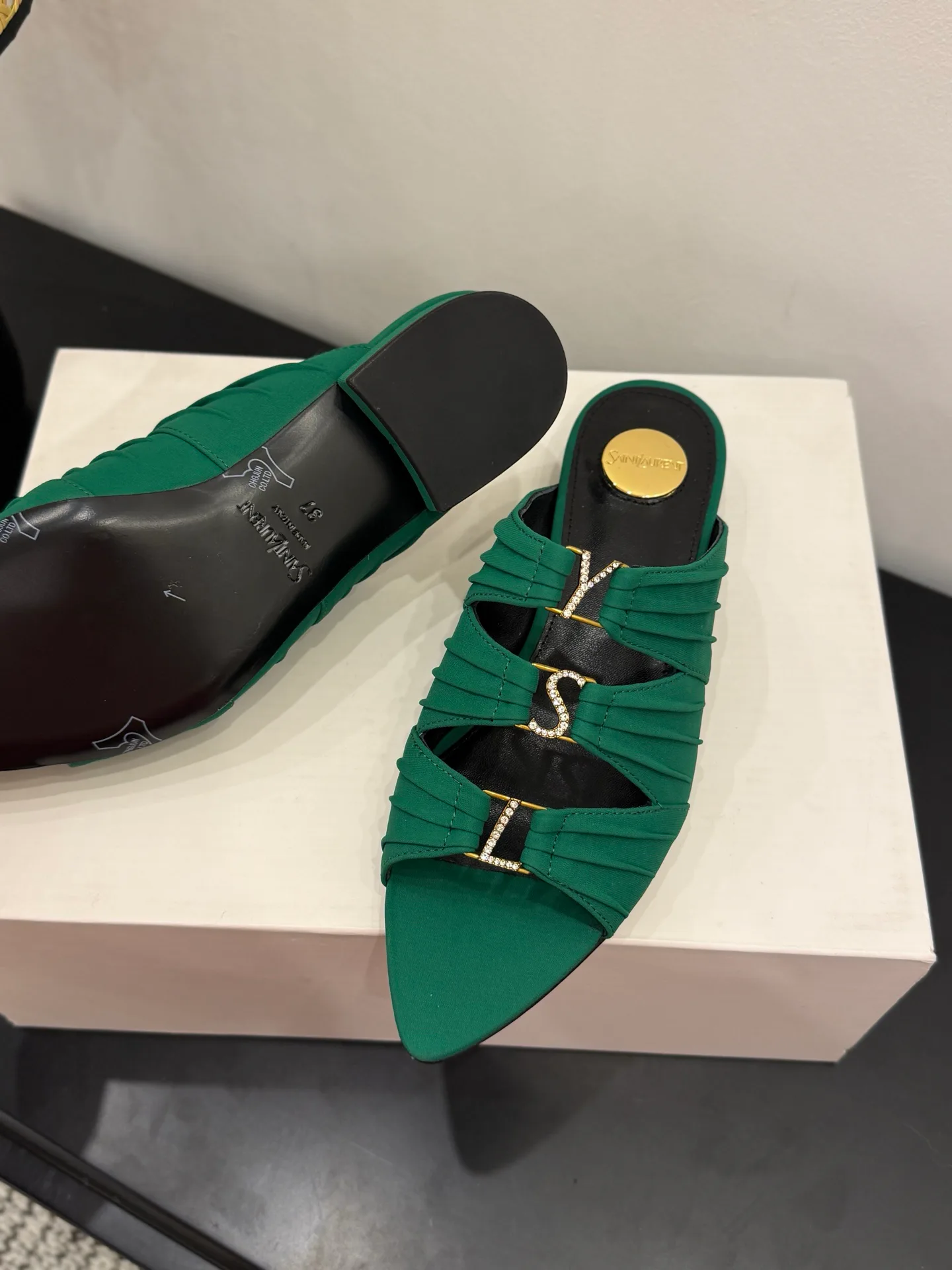 Босоножки Женские Saint Laurent 11739356