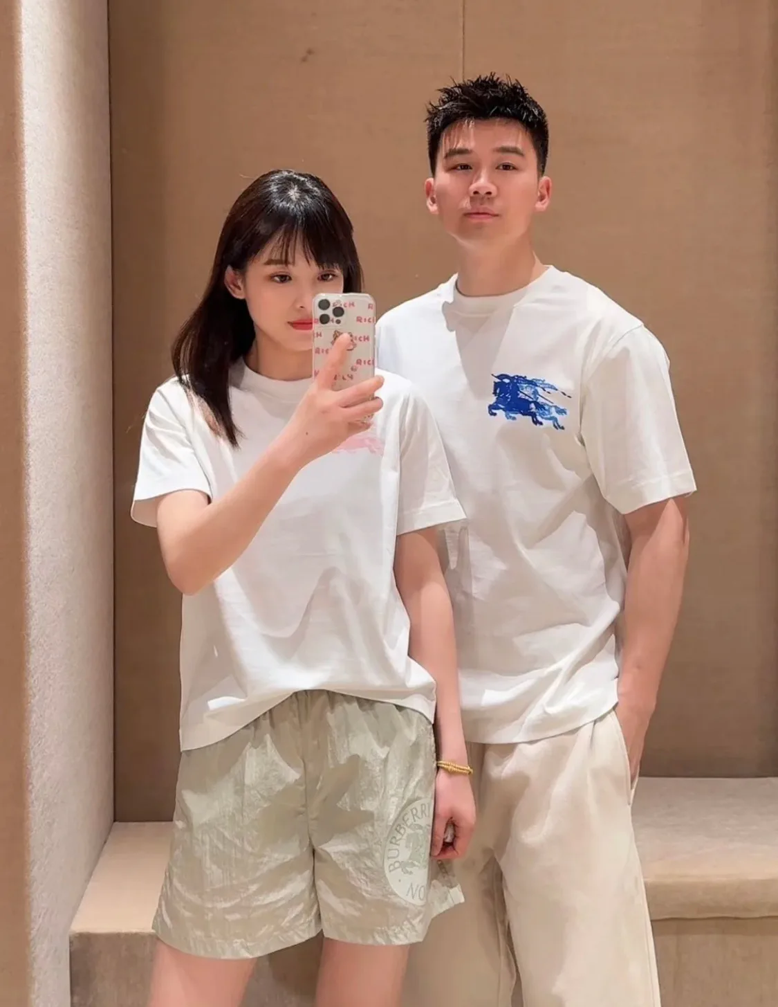 Футболки Женские Burberry 11413239