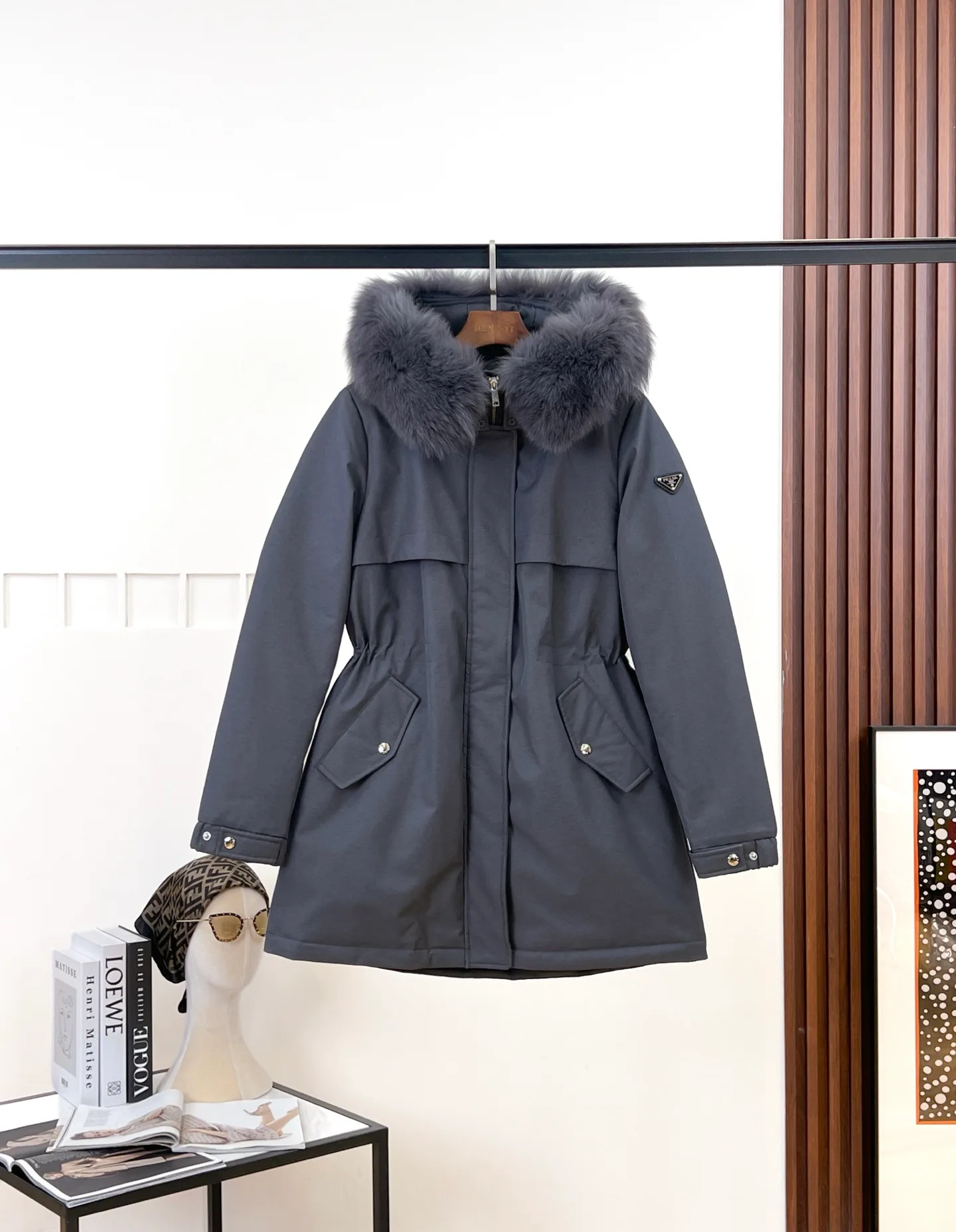 Куртки И Пуховики Женские Prada 18228765