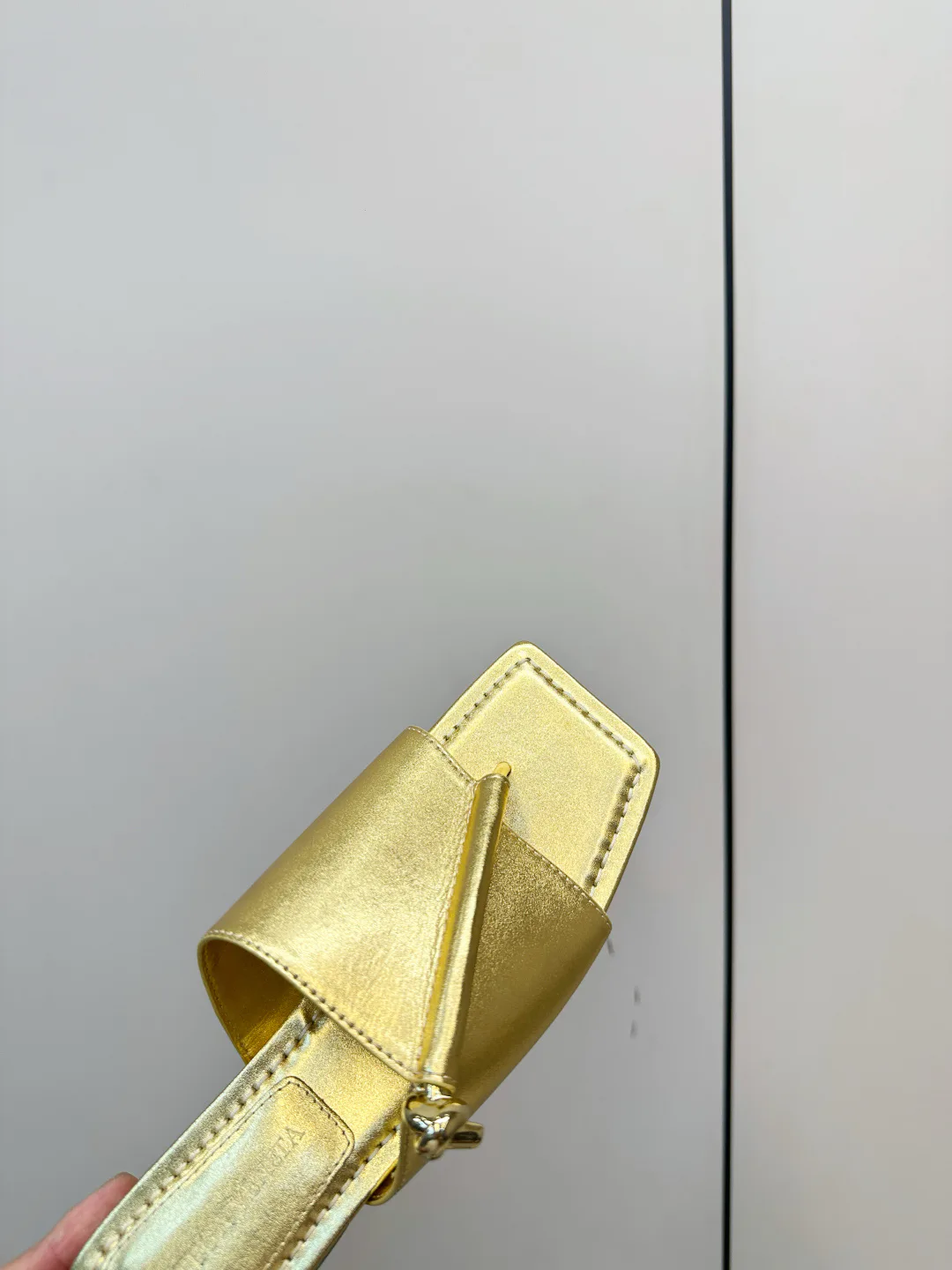 Шлепанцы Женские Bottega Veneta 490700