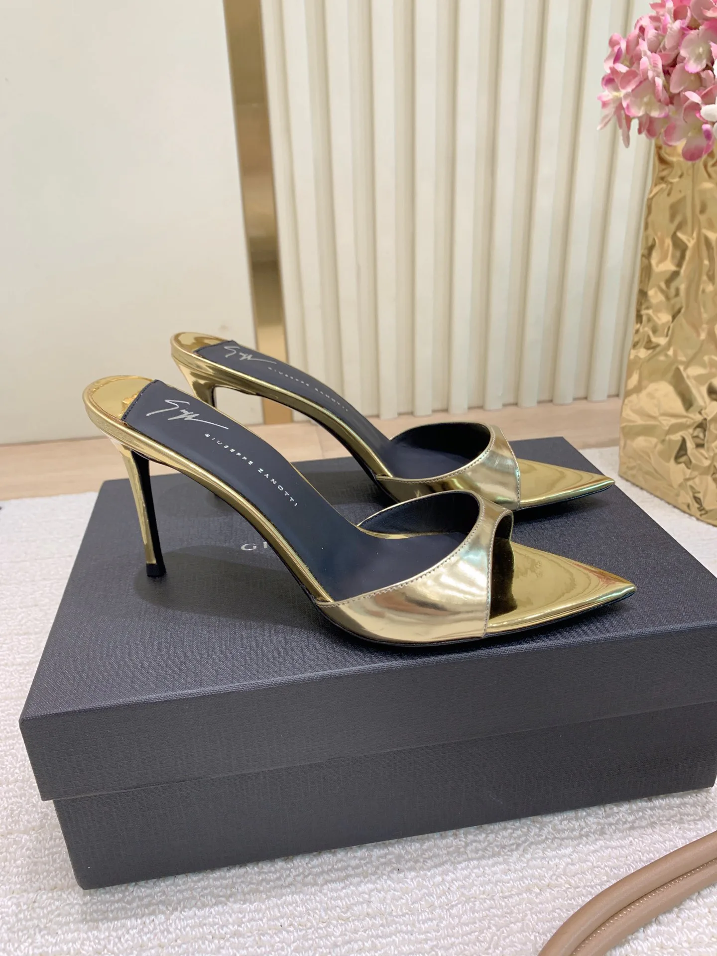 Туфли Женские Giuseppe Zanotti 12589562
