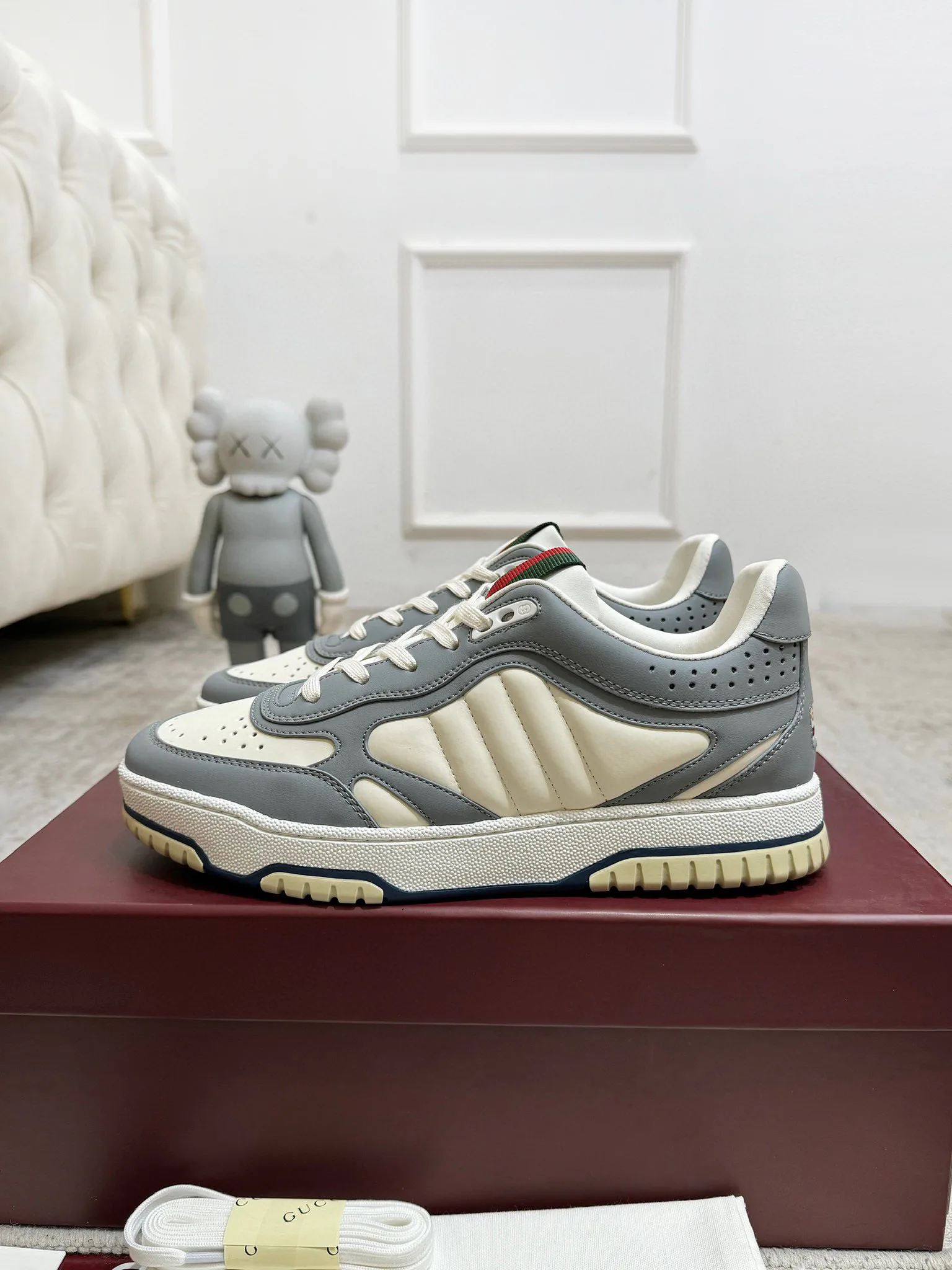 Кроссовки Женские Gucci 1068666